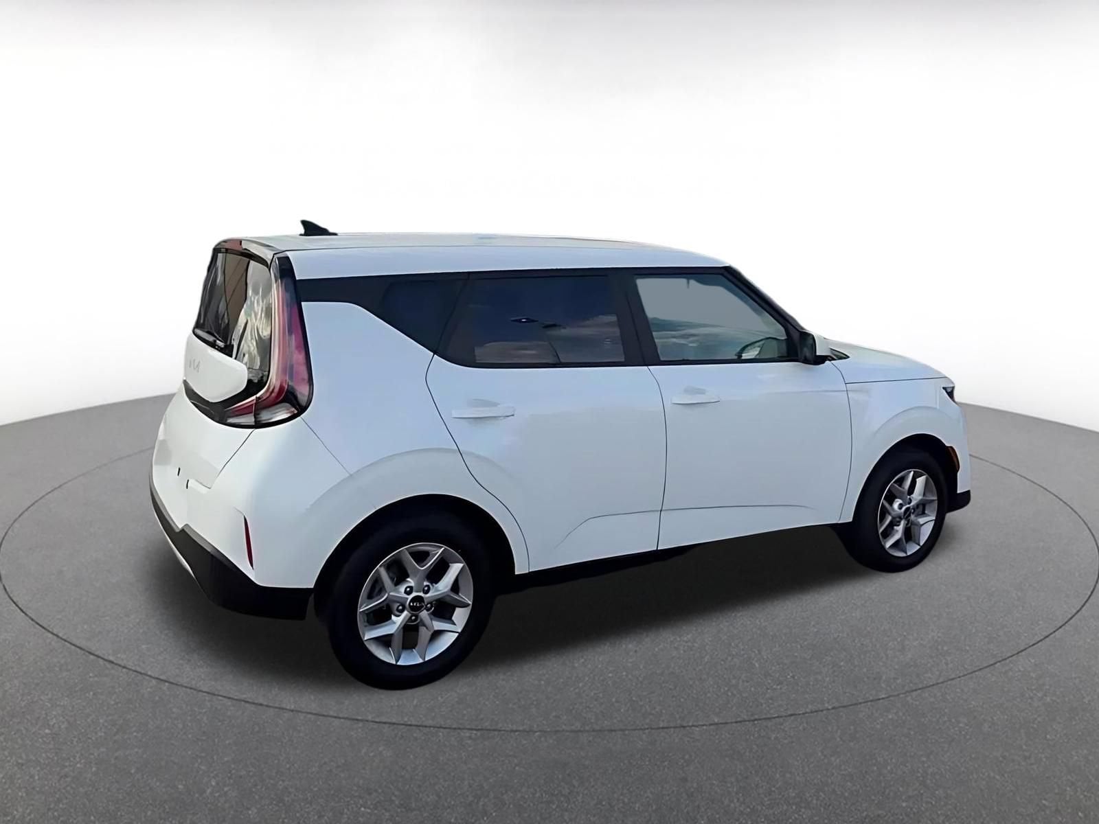 Thumbnail: 2025 Kia Soul - 8