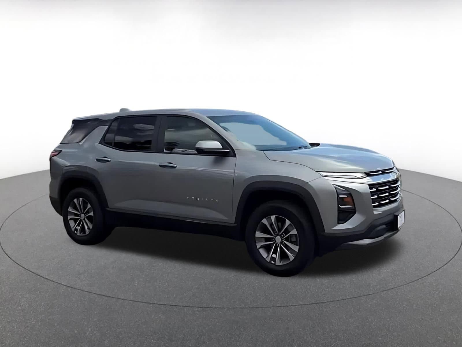 Thumbnail: 2025 Chevrolet Equinox - 2
