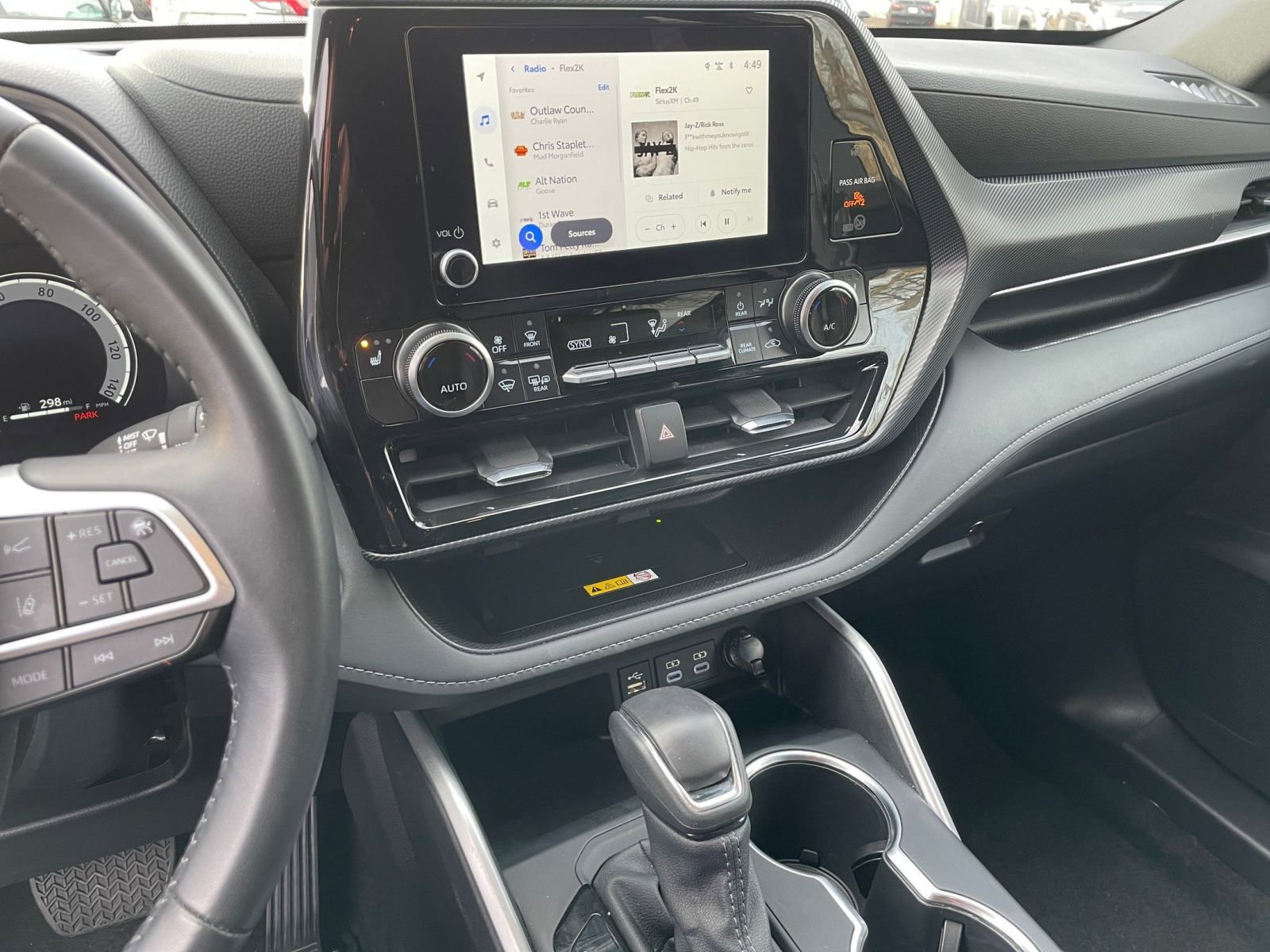 Thumbnail: 2025 Toyota Highlander - 17