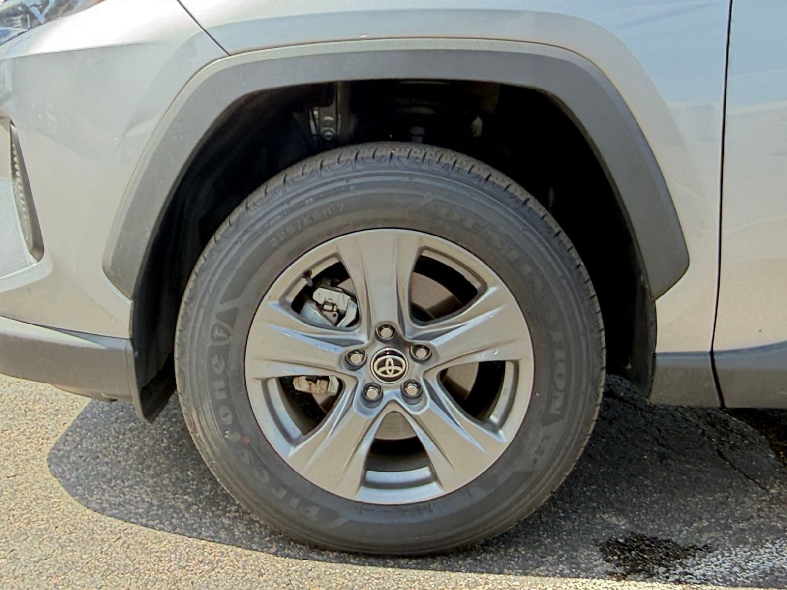 Thumbnail: 2025 Toyota RAV4 - 29