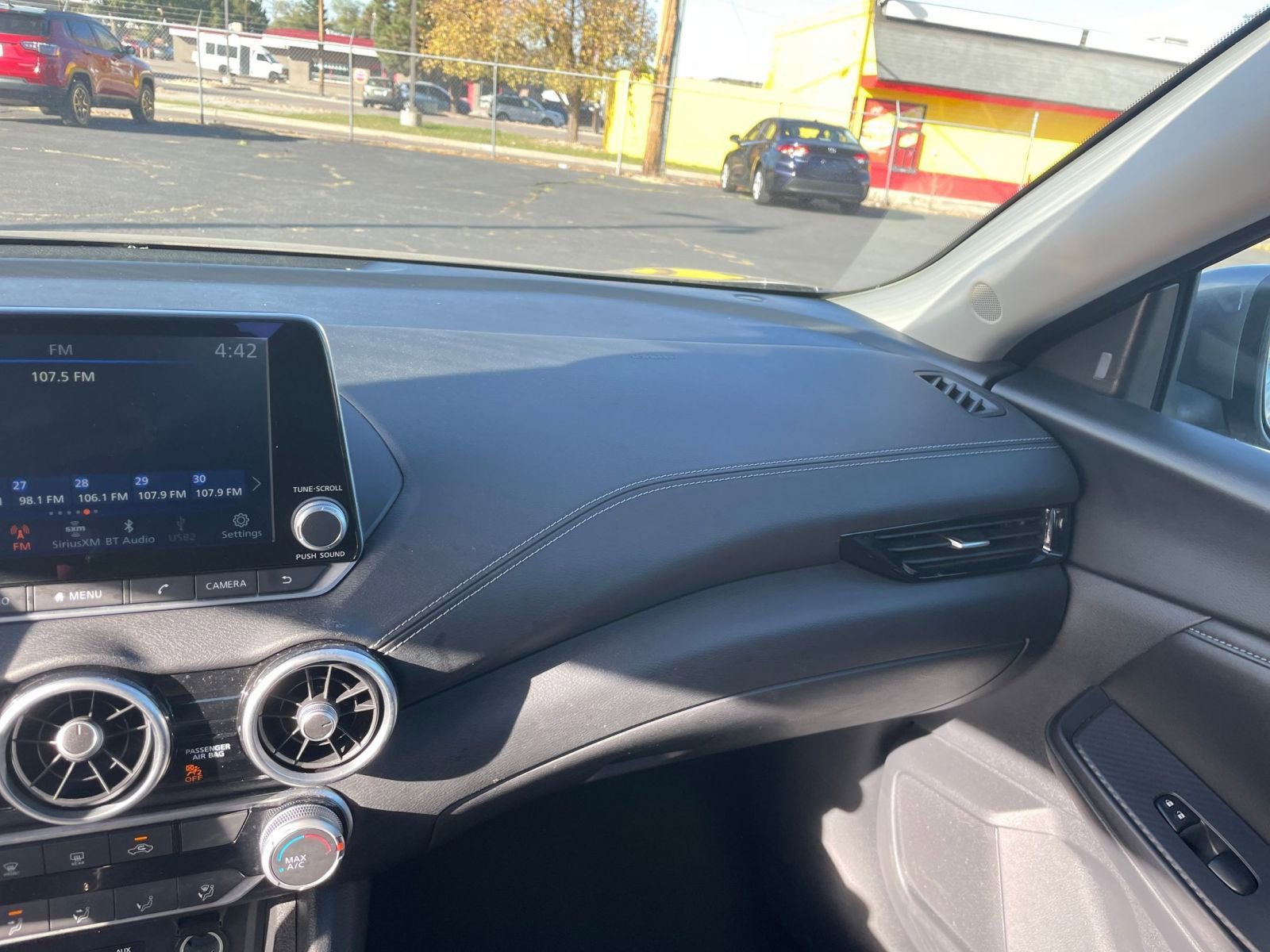 Thumbnail: 2024 Nissan Sentra - 35