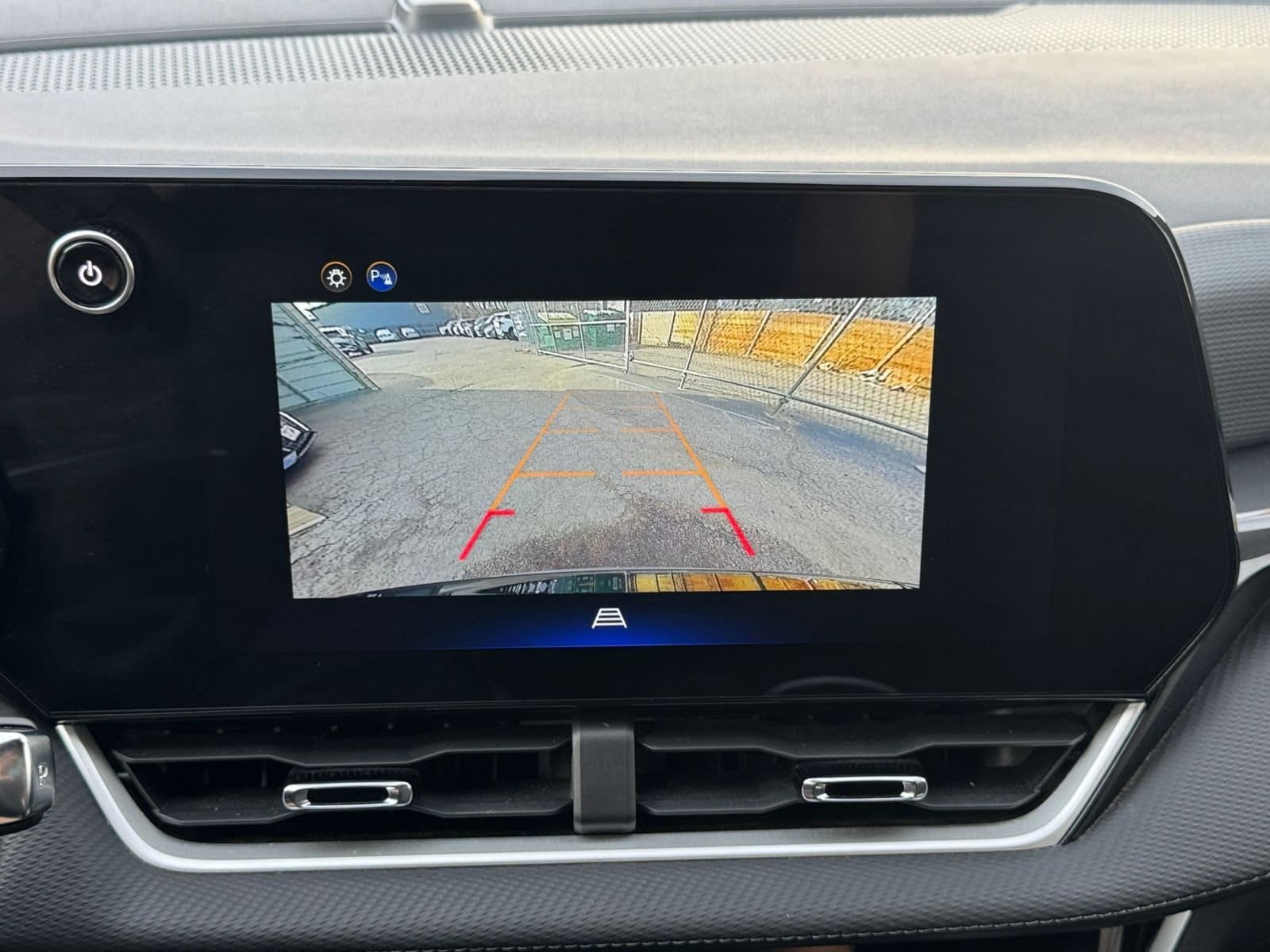 Thumbnail: 2025 Chevrolet Equinox - 17