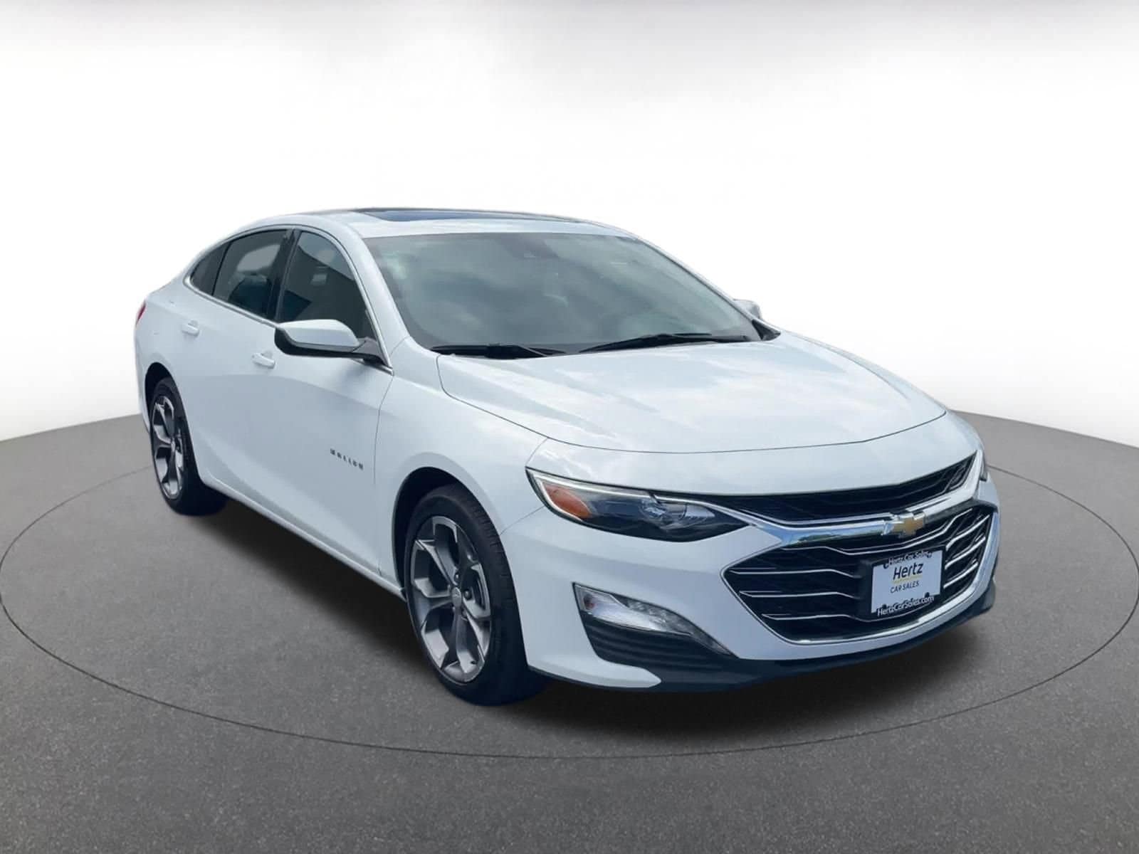 Thumbnail: 2024 Chevrolet Malibu - 3
