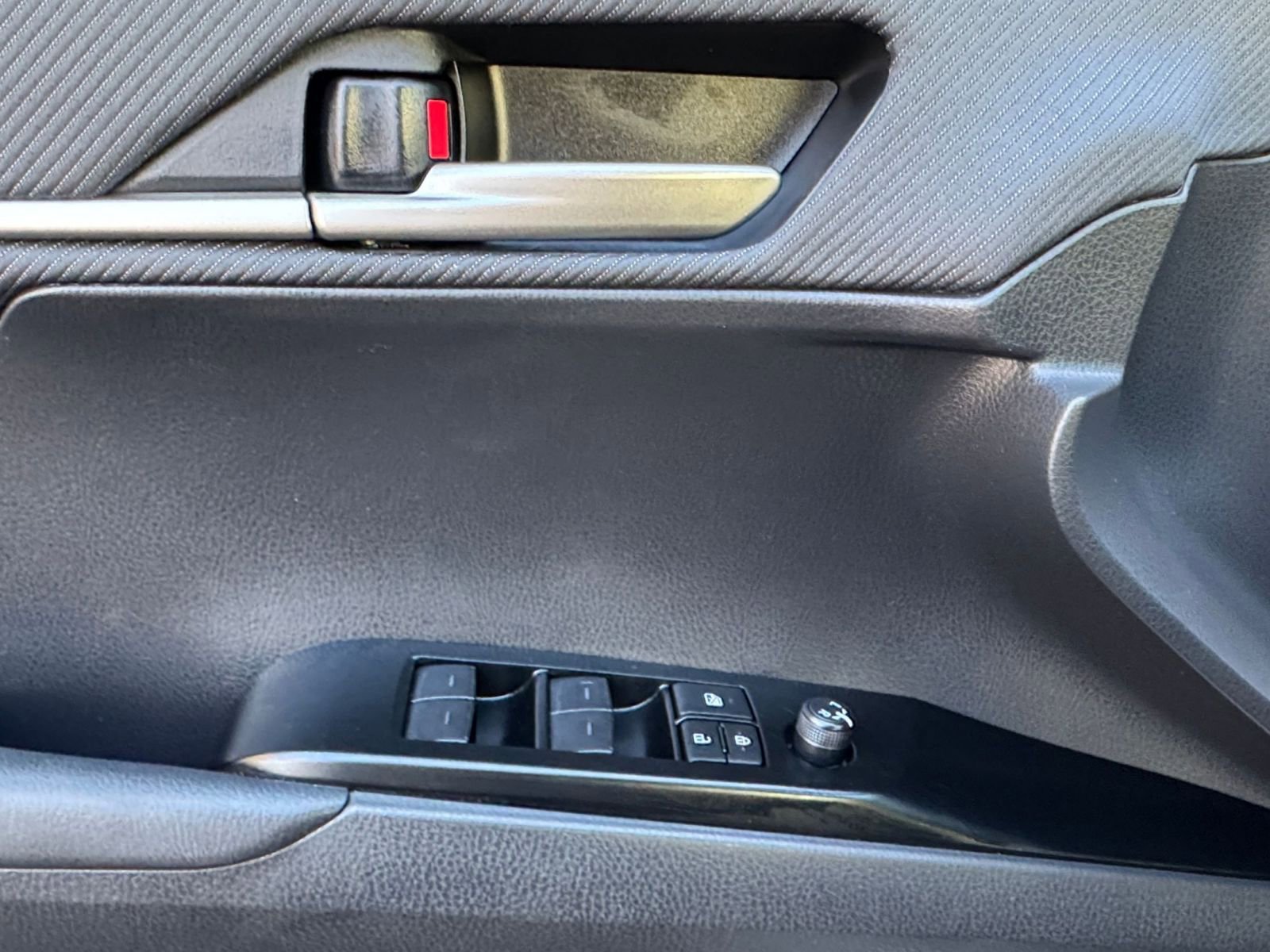 Thumbnail: 2025 Toyota Camry - 20