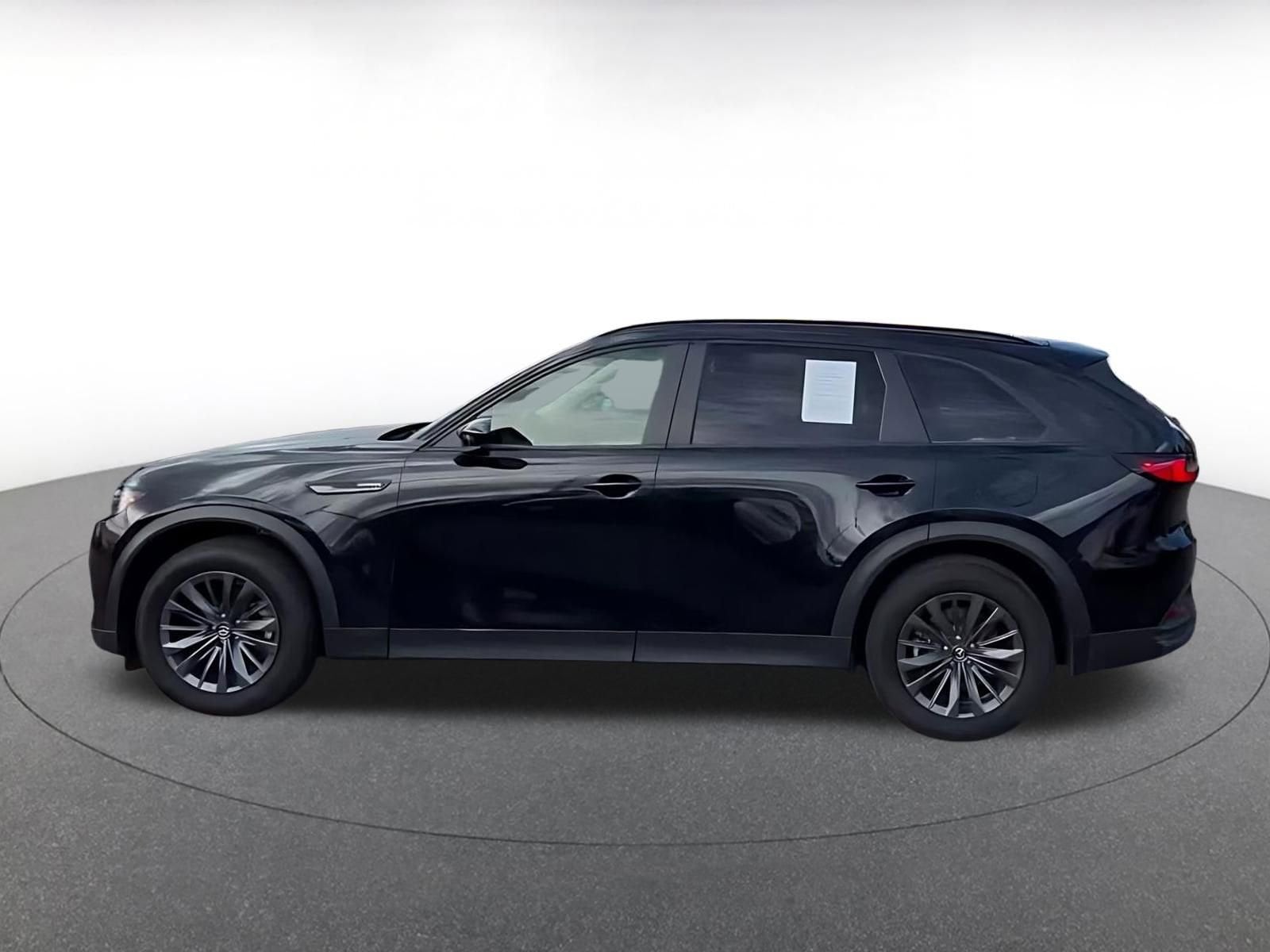 Thumbnail: 2025 Mazda CX-70 - 8