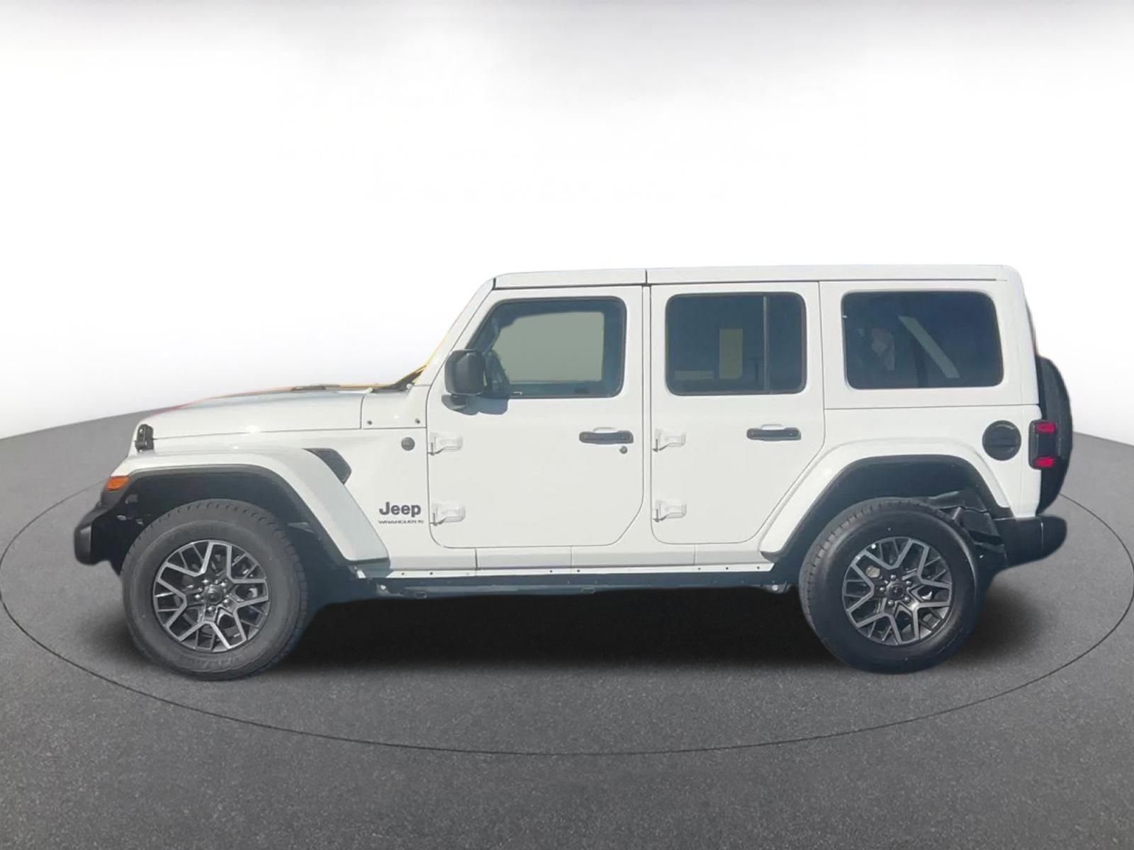 Thumbnail: 2025 Jeep Wrangler - 9