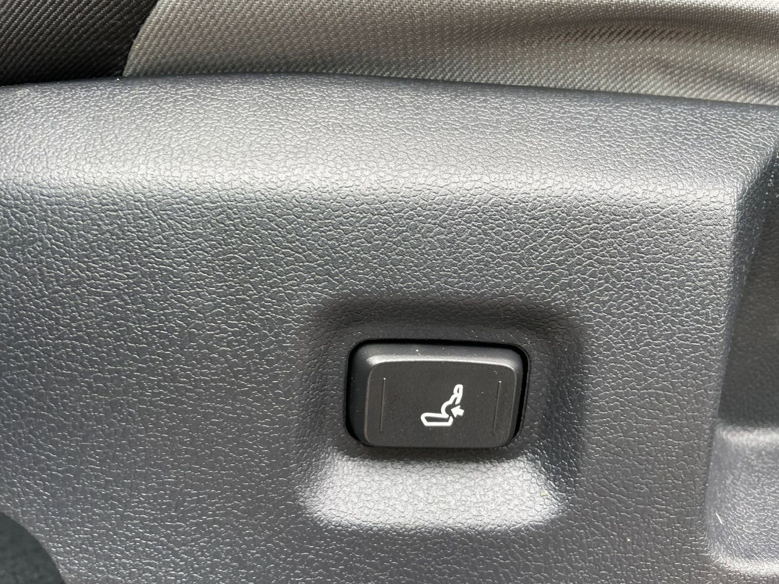 Thumbnail: 2025 Toyota Tacoma - 22