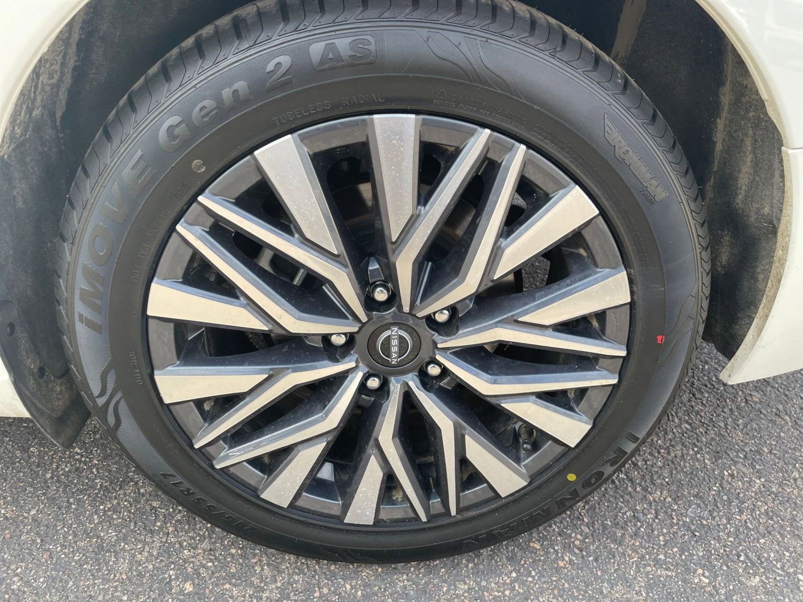 Thumbnail: 2025 Nissan Altima - 29