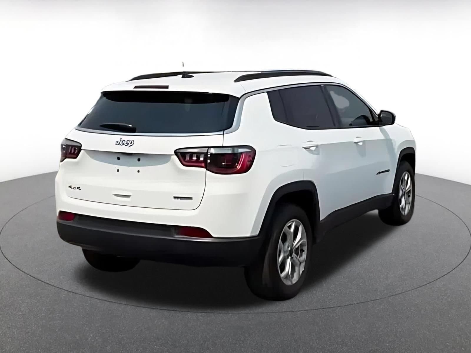 Thumbnail: 2025 Subaru Ascent - 9