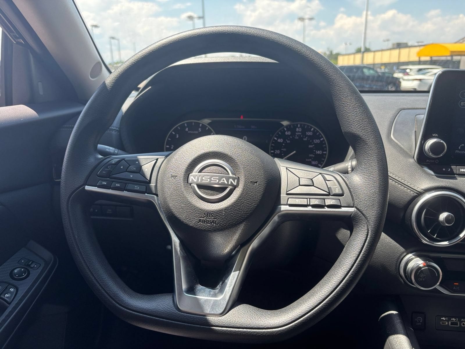 Thumbnail: 2025 Nissan Sentra - 24