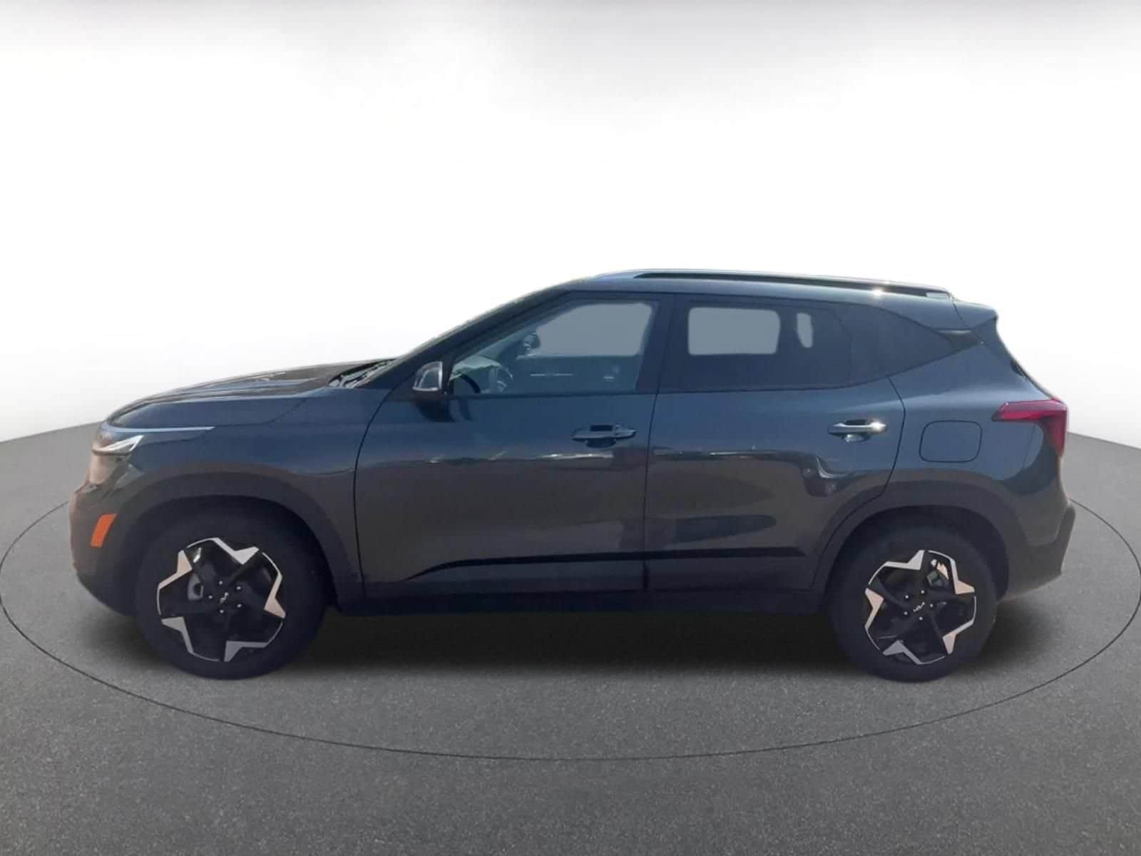 Thumbnail: 2025 Kia Seltos - 9
