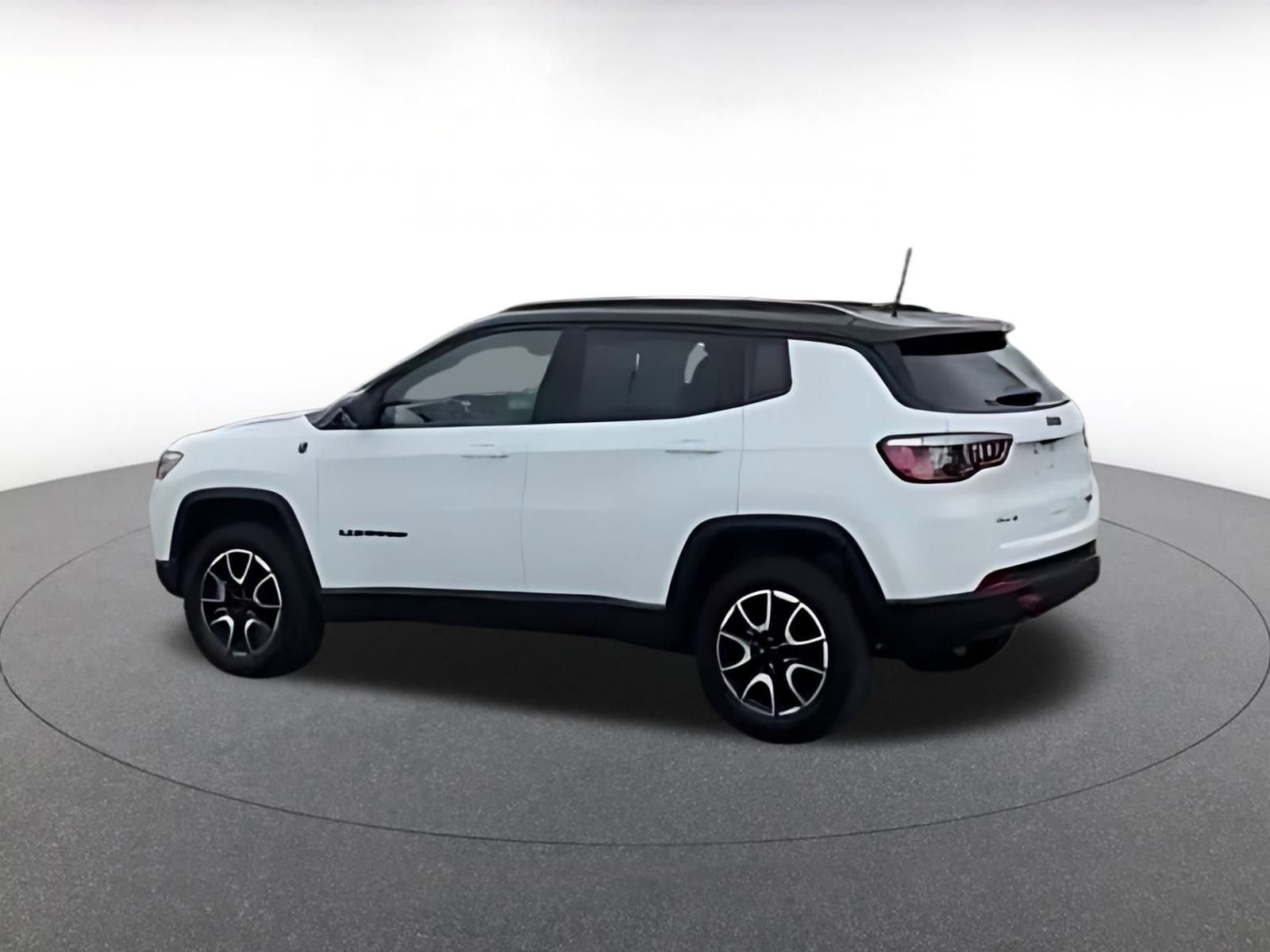 Thumbnail: 2025 Jeep Compass - 12