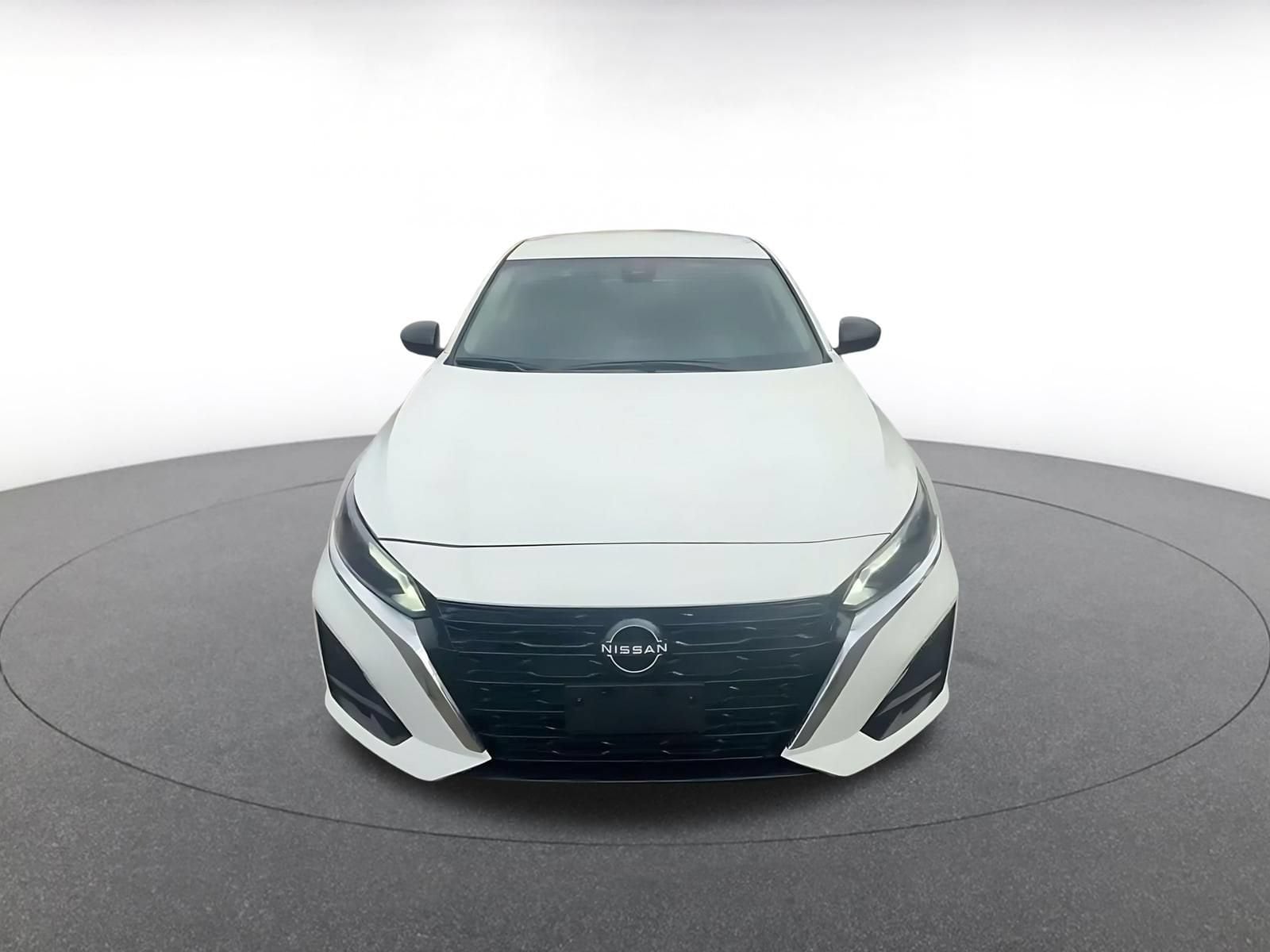 Thumbnail: 2025 Nissan Altima - 4