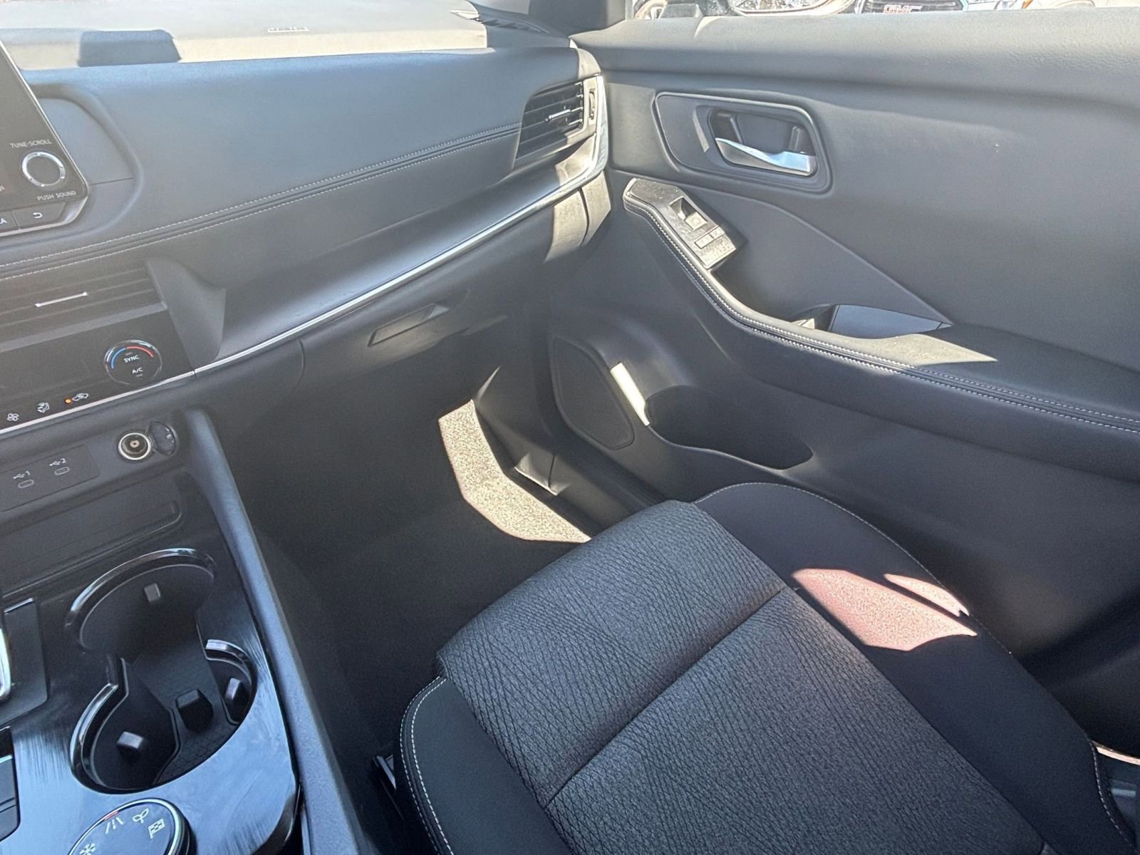 Thumbnail: 2025 Nissan Rogue - 34