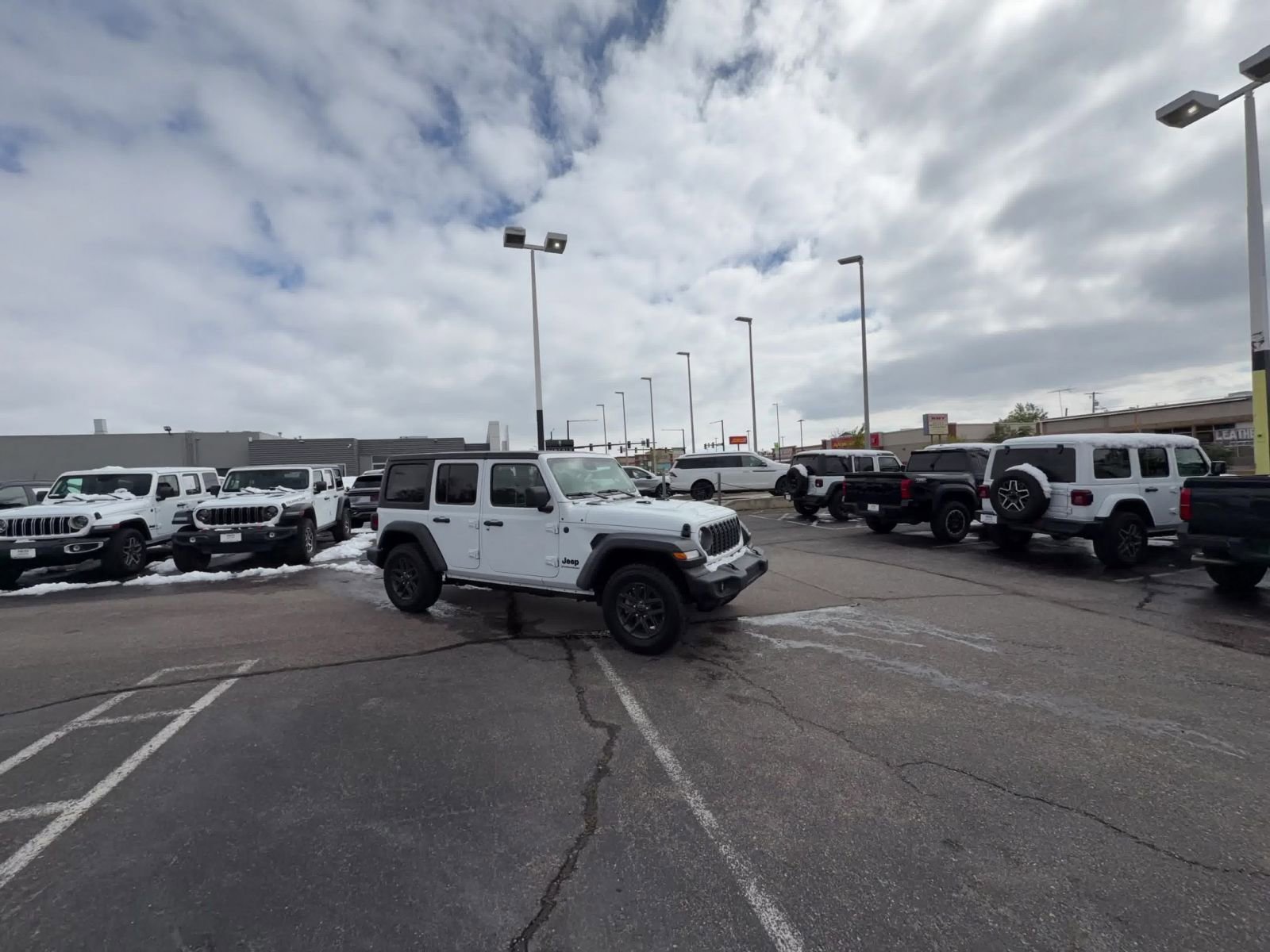 Thumbnail: 2025 Jeep Wrangler - 14