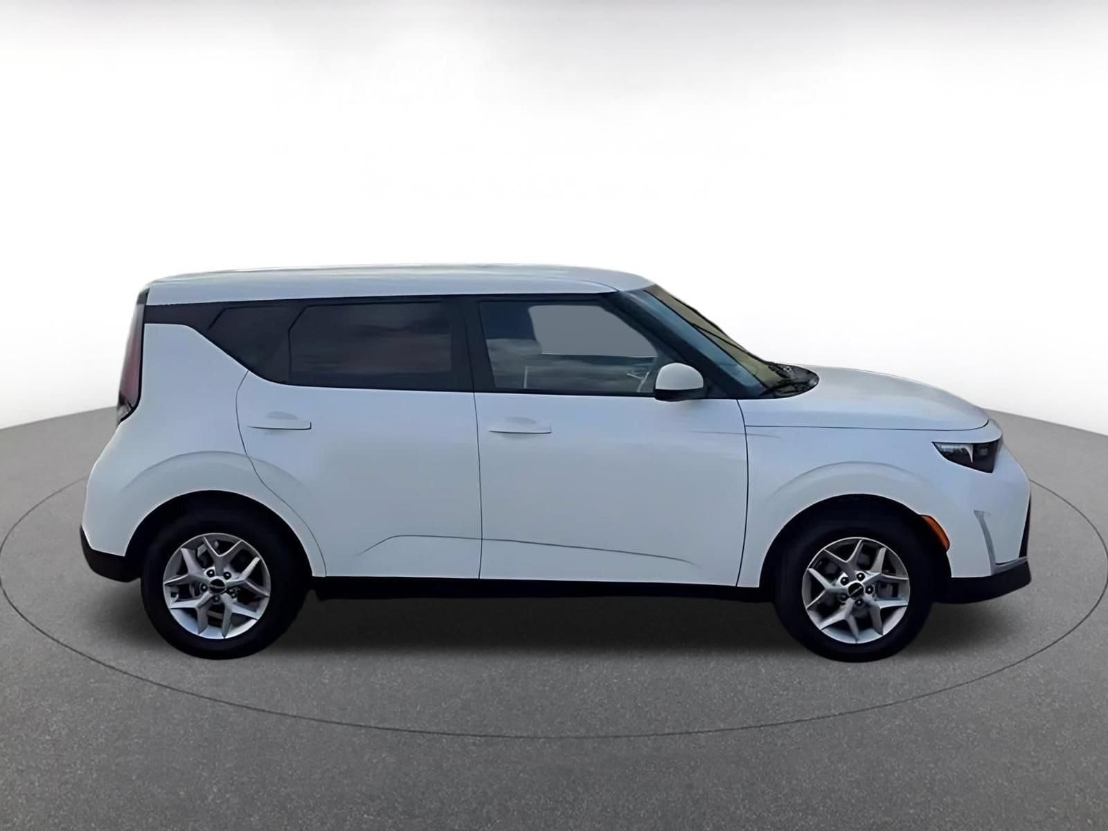 Thumbnail: 2025 Kia Soul - 9