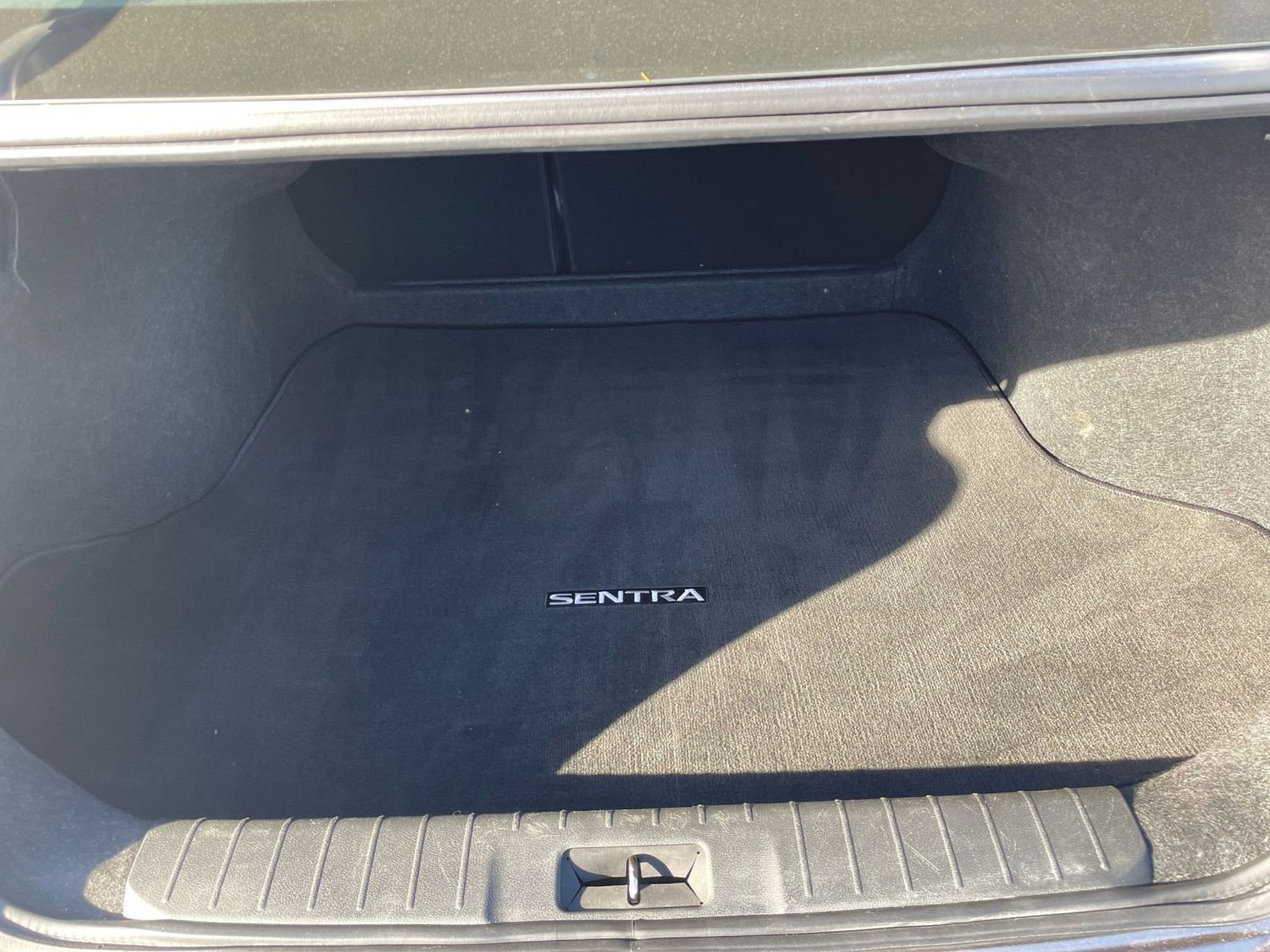 Thumbnail: 2024 Nissan Sentra - 31