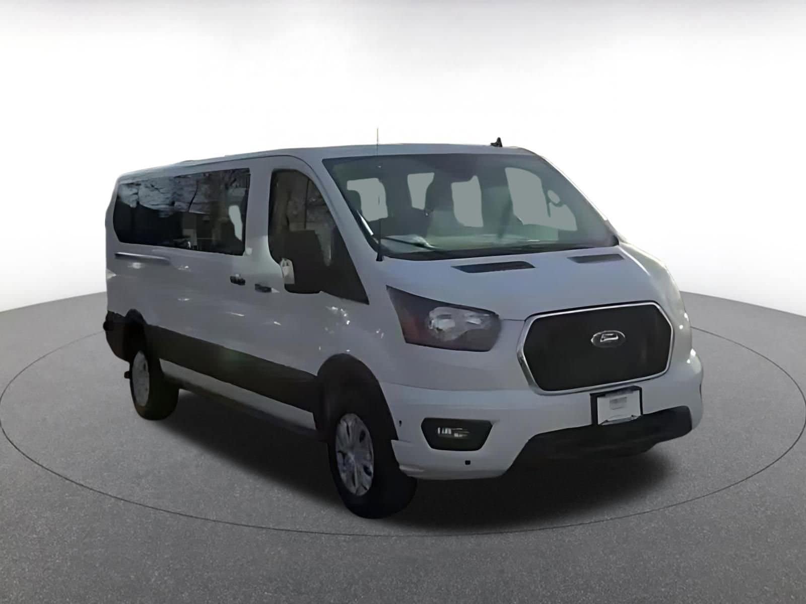 Thumbnail: 2024 Ford Econoline - 9