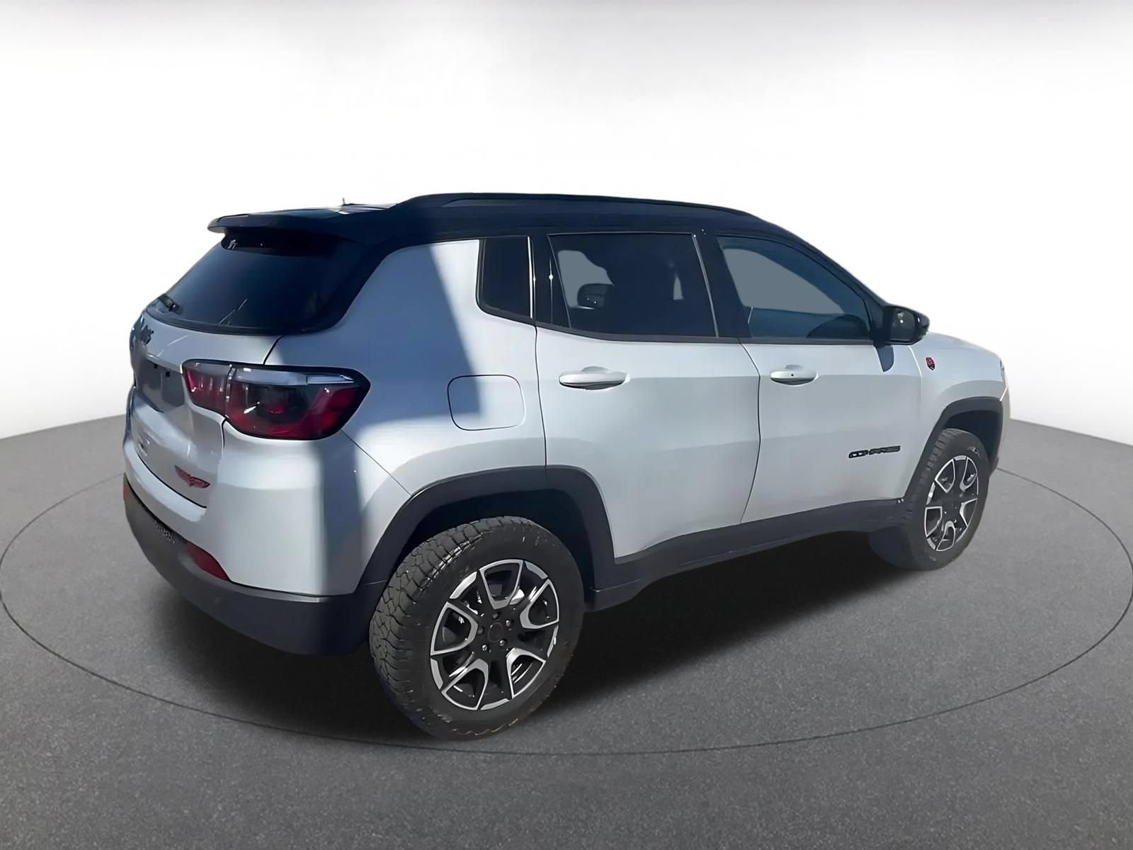 Thumbnail: 2025 Jeep Compass - 14