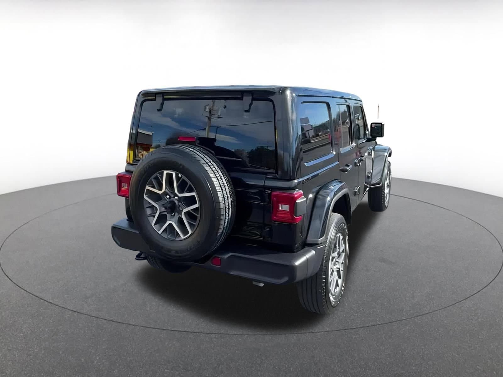 Thumbnail: 2025 Jeep Wrangler - 10