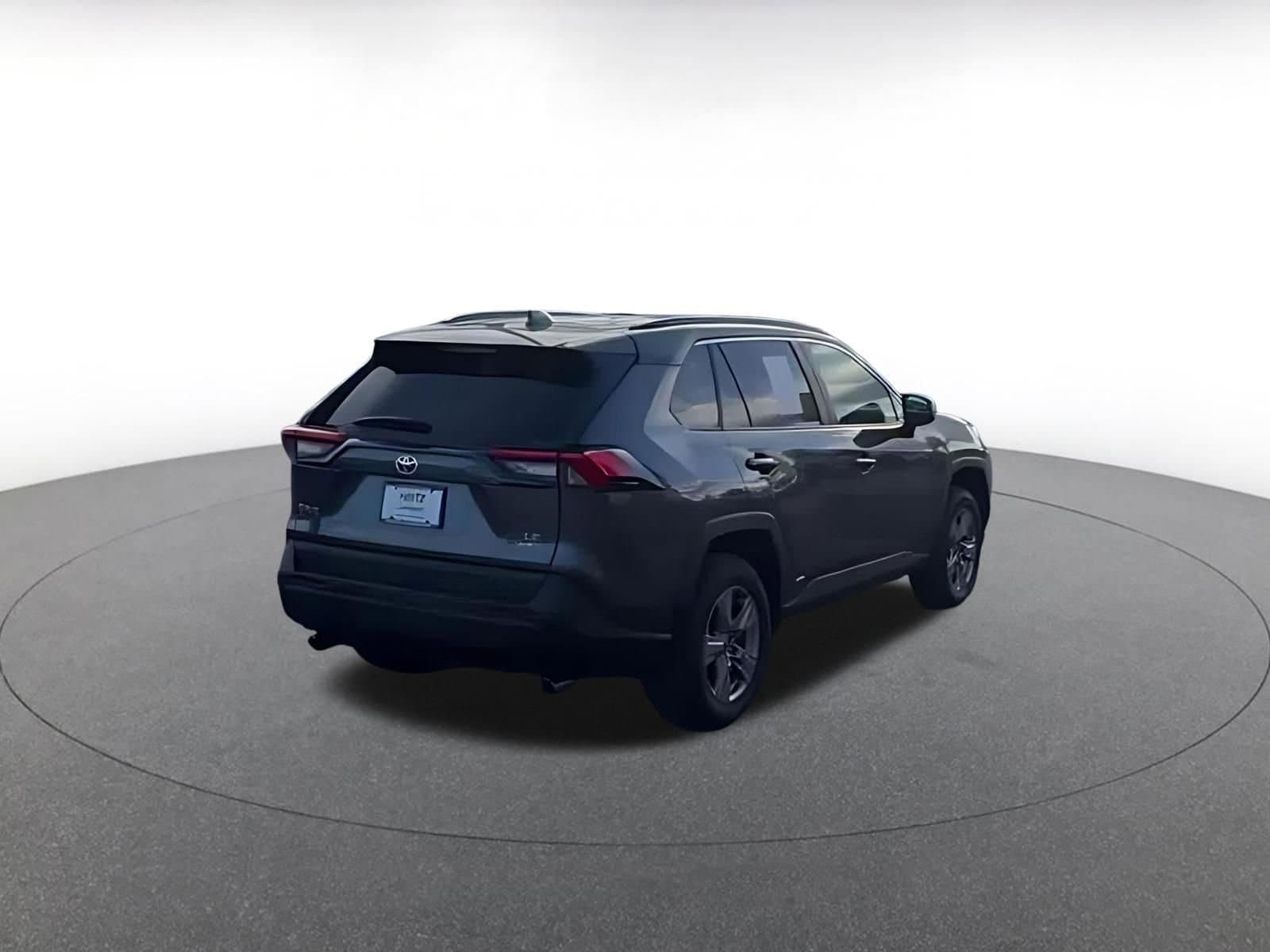 Thumbnail: 2025 Toyota RAV4 - 10