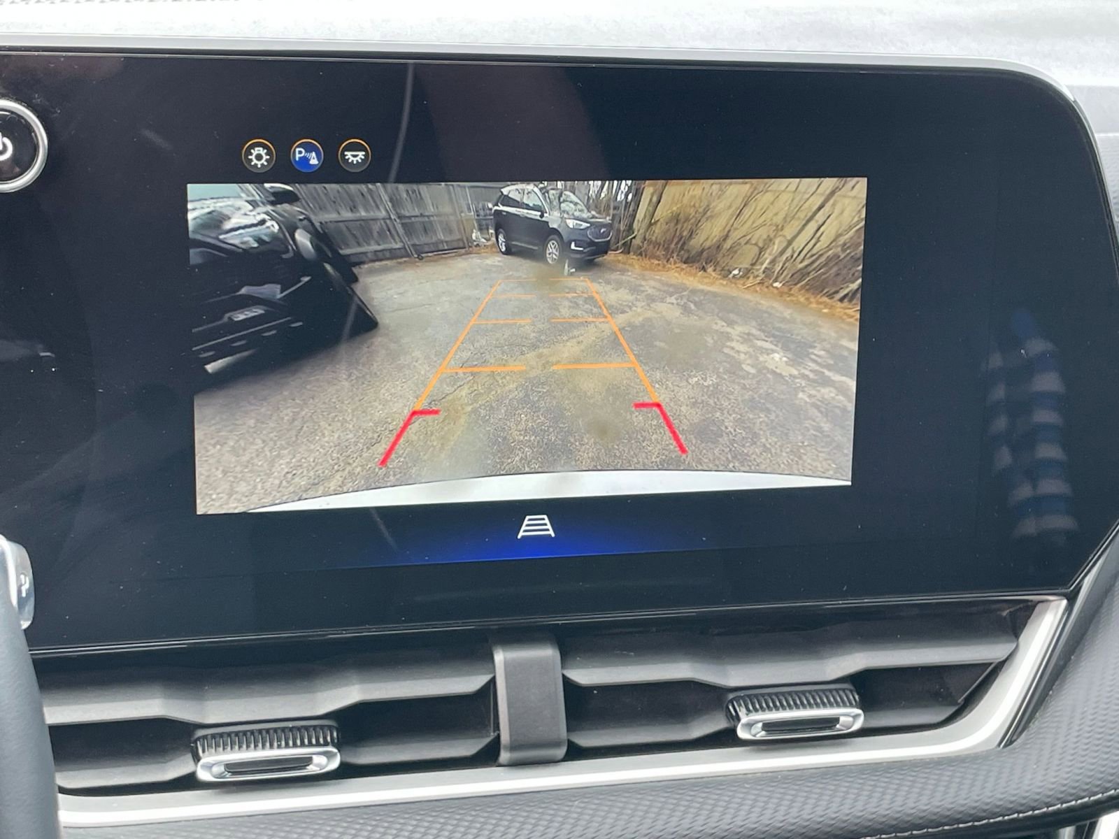 Thumbnail: 2025 Chevrolet Equinox - 24