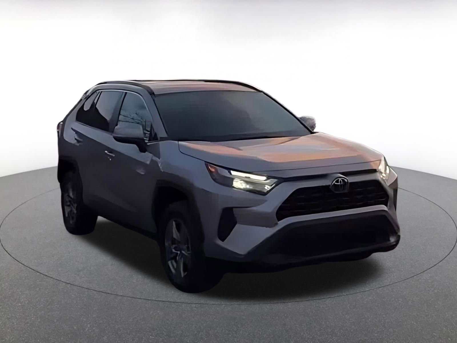 Thumbnail: 2025 Toyota RAV4 - 3