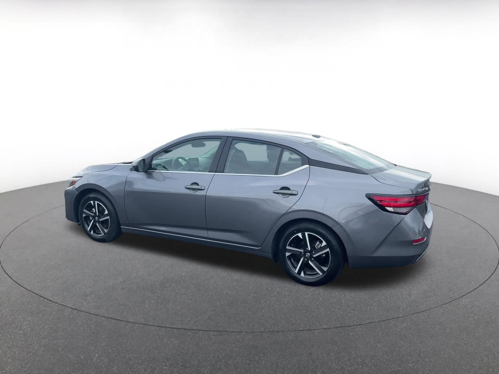 Thumbnail: 2024 Nissan Sentra - 10