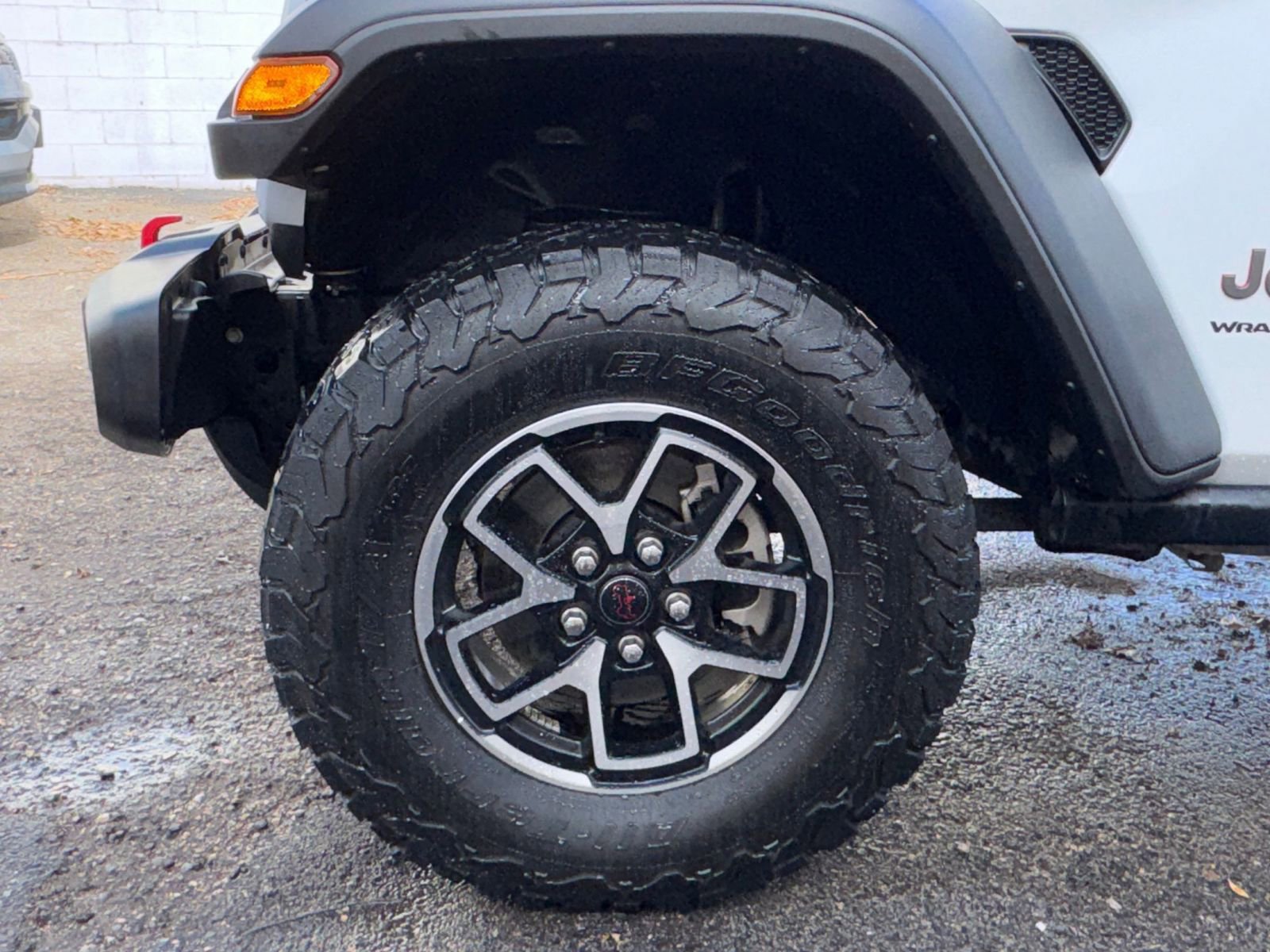 Thumbnail: 2025 Toyota RAV4 - 29