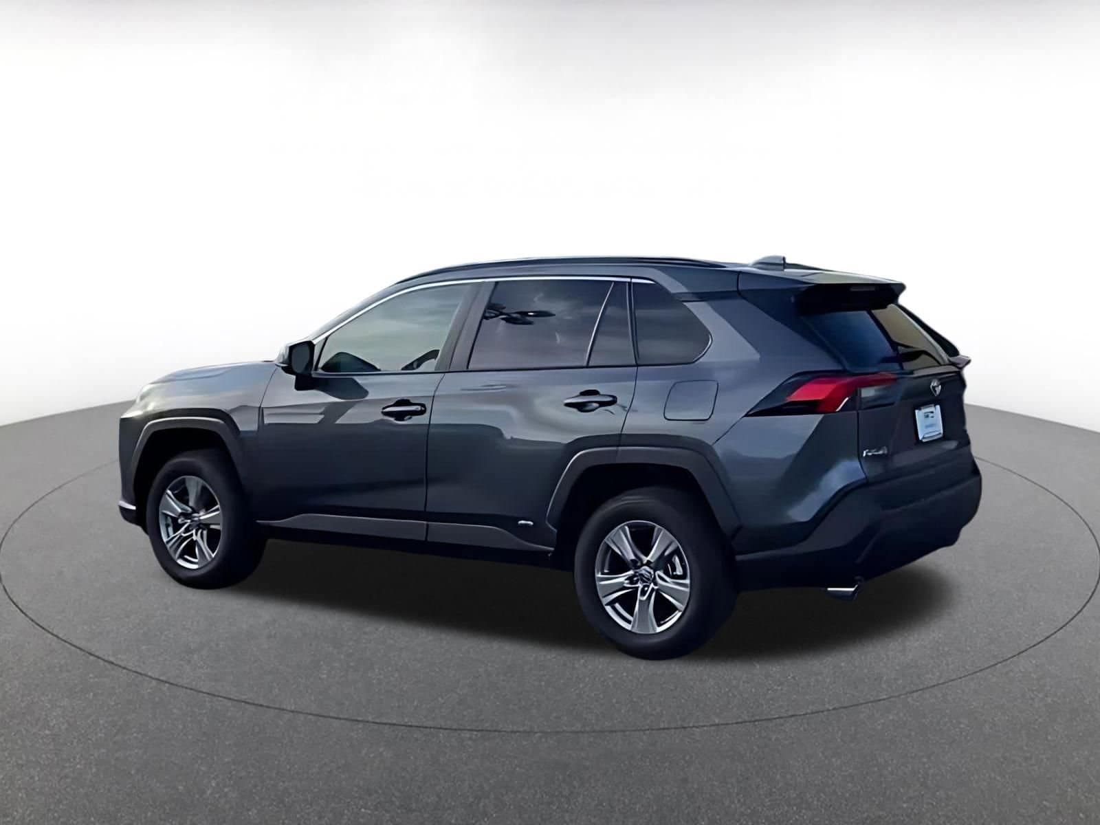 Thumbnail: 2025 Toyota RAV4 - 7