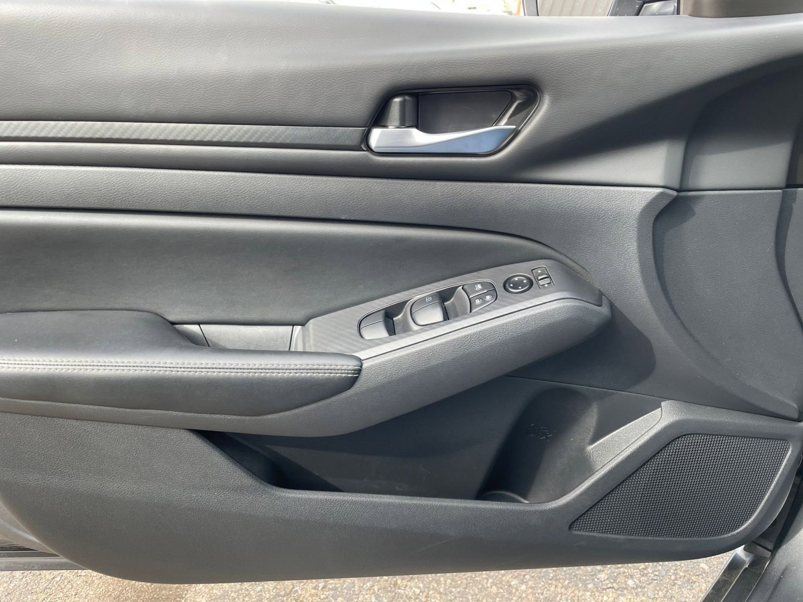 Thumbnail: 2025 Nissan Altima - 18