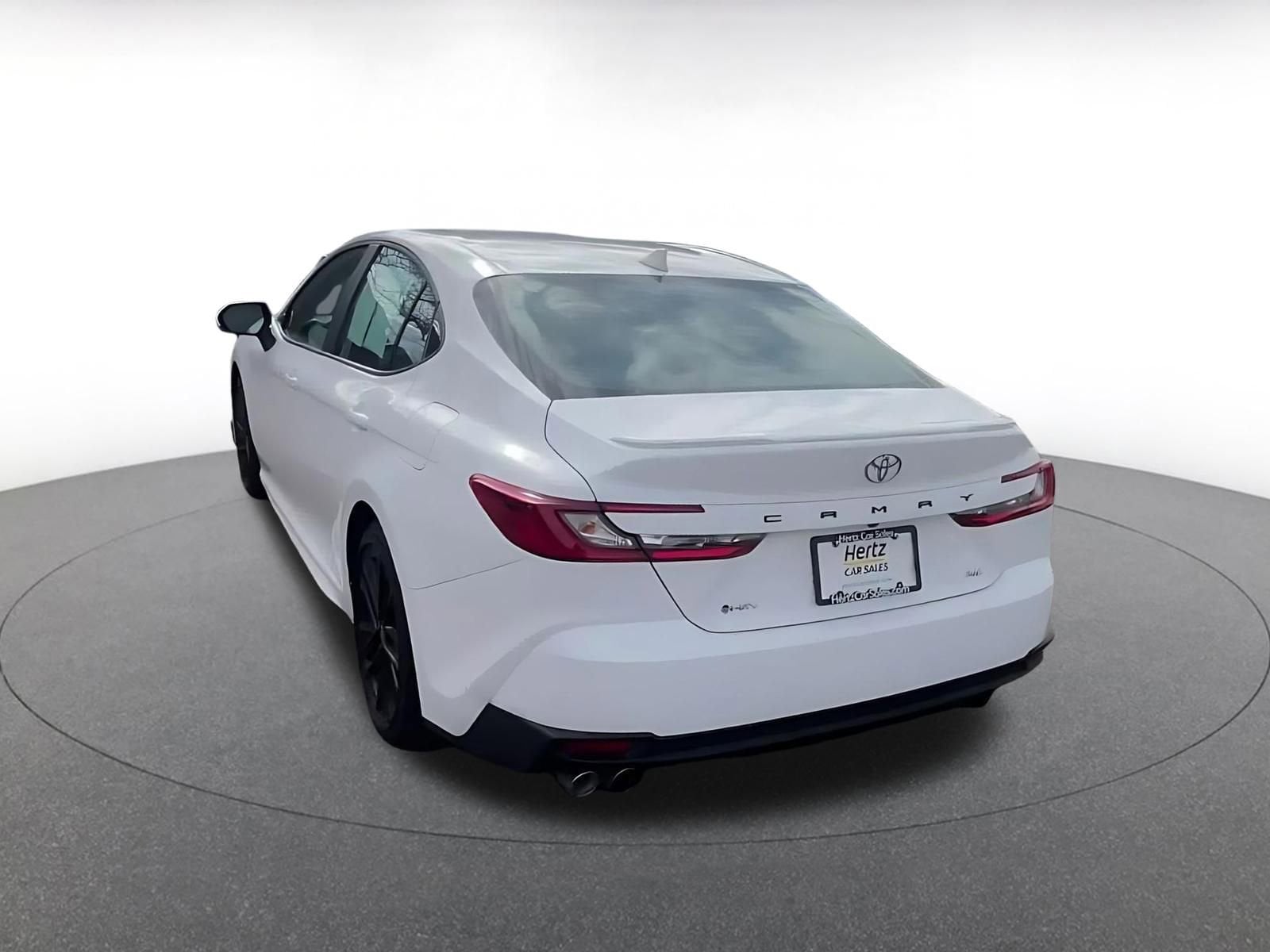 Thumbnail: 2025 Toyota Camry - 11