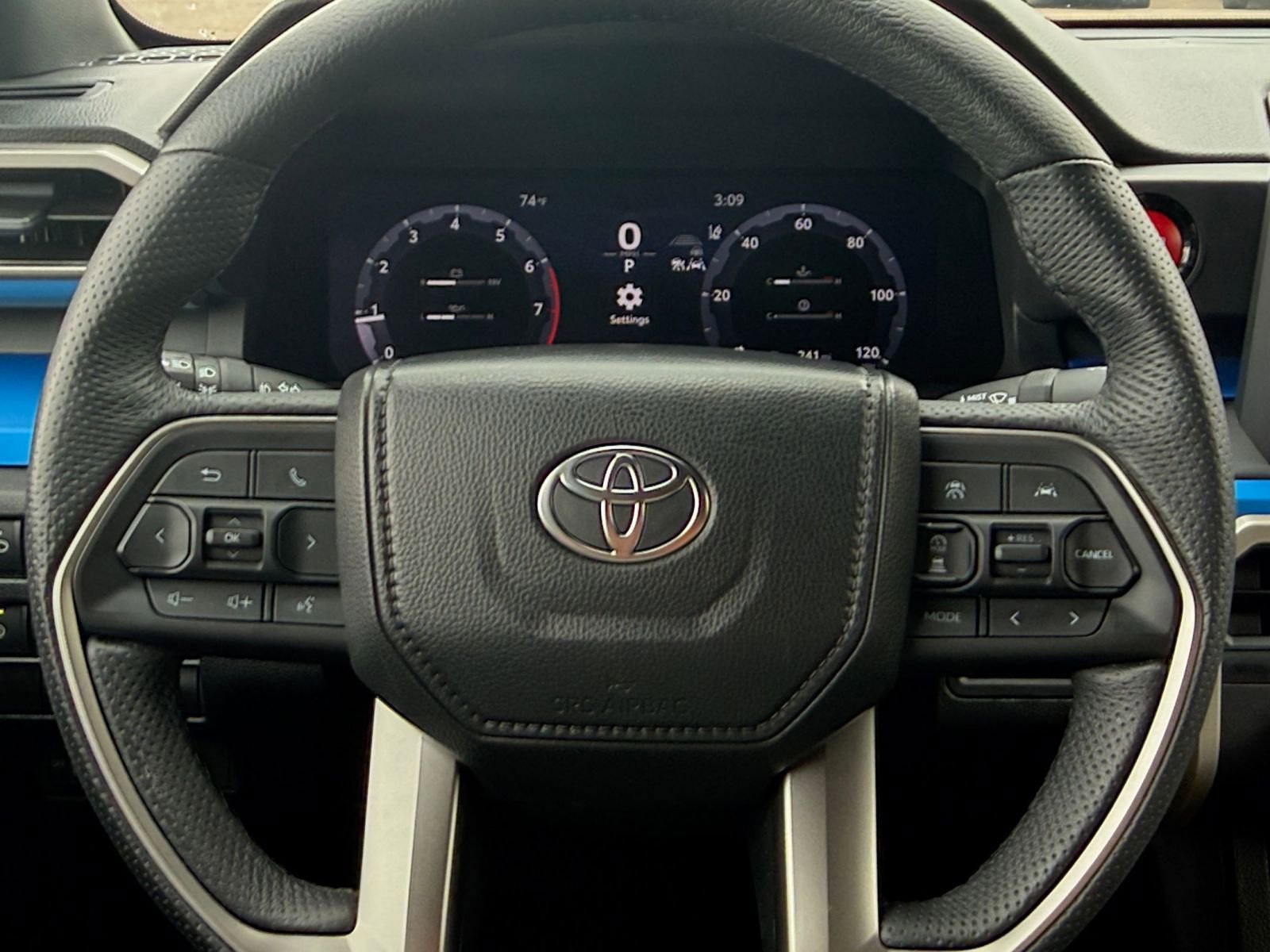 Thumbnail: 2025 Toyota Tacoma - 25