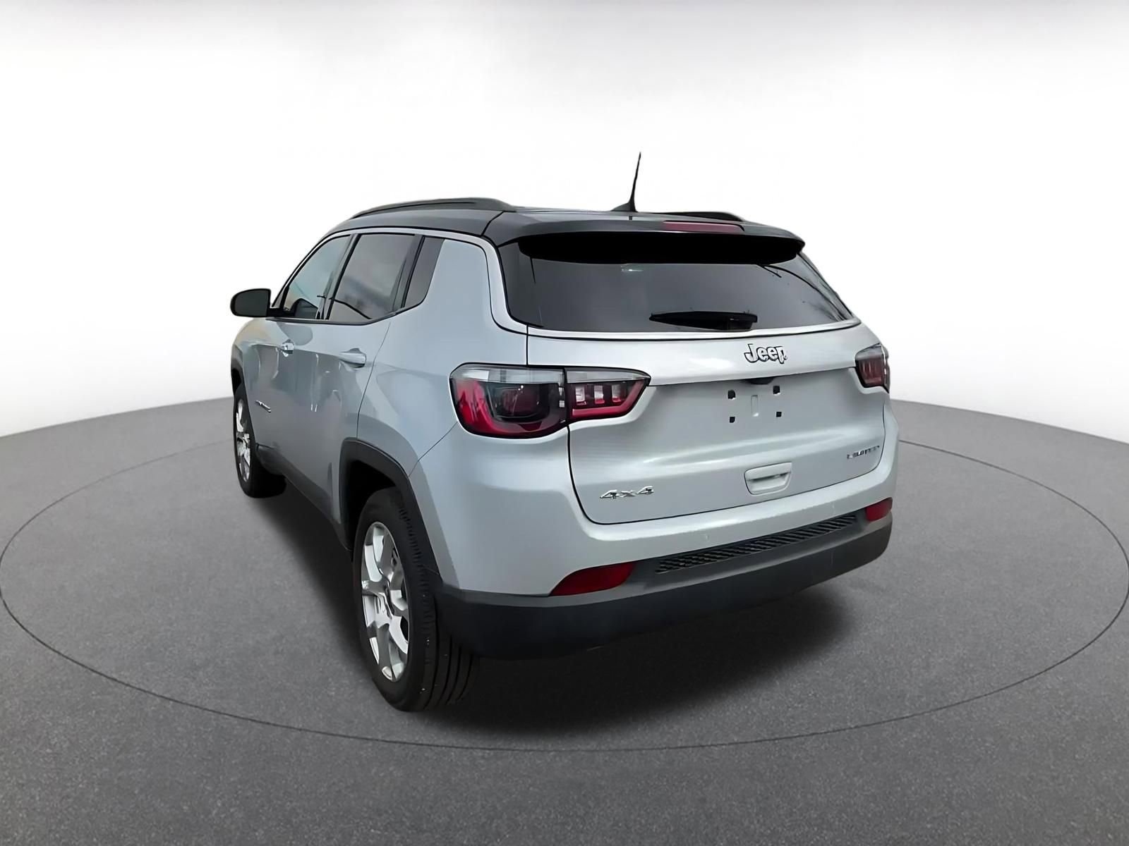 Thumbnail: 2025 Jeep Compass - 4