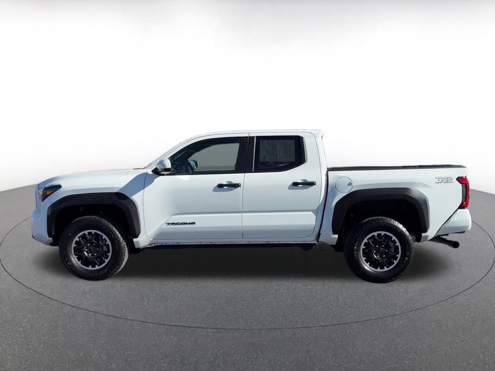 Thumbnail: 2025 Toyota Tacoma - 9