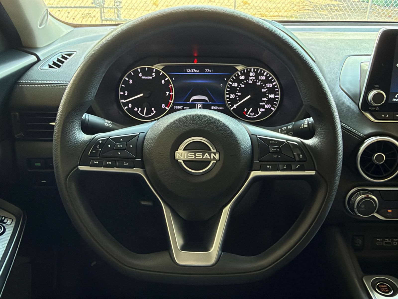 Thumbnail: 2025 Nissan Sentra - 25