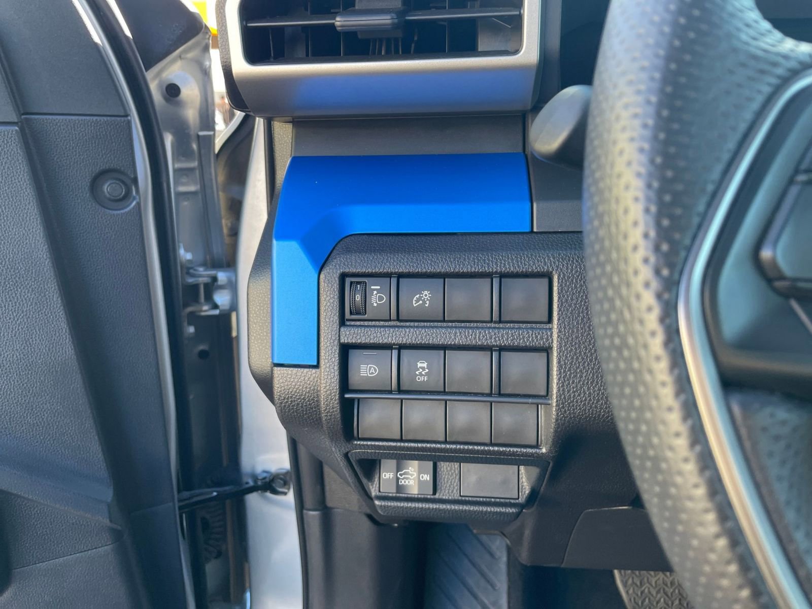 Thumbnail: 2025 Toyota Tacoma - 32