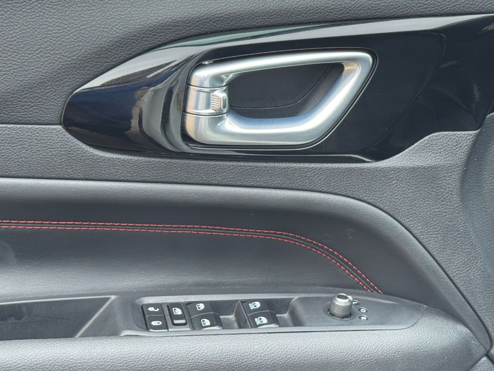 Thumbnail: 2025 Jeep Compass - 20