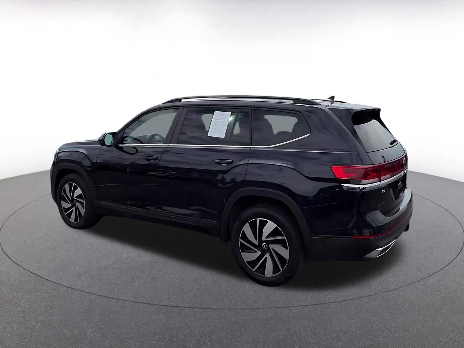 Thumbnail: 2025 Volkswagen Atlas - 10