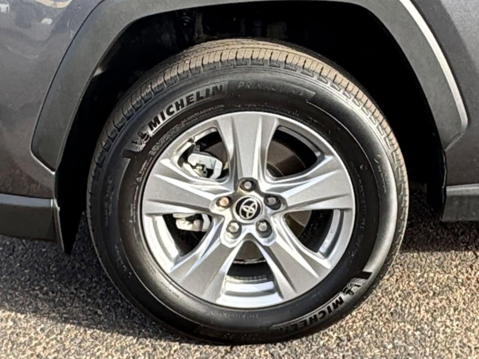 Thumbnail: 2025 Toyota RAV4 - 29