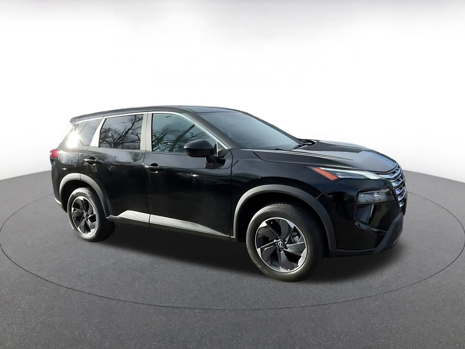 Thumbnail: 2025 Nissan Rogue - 2