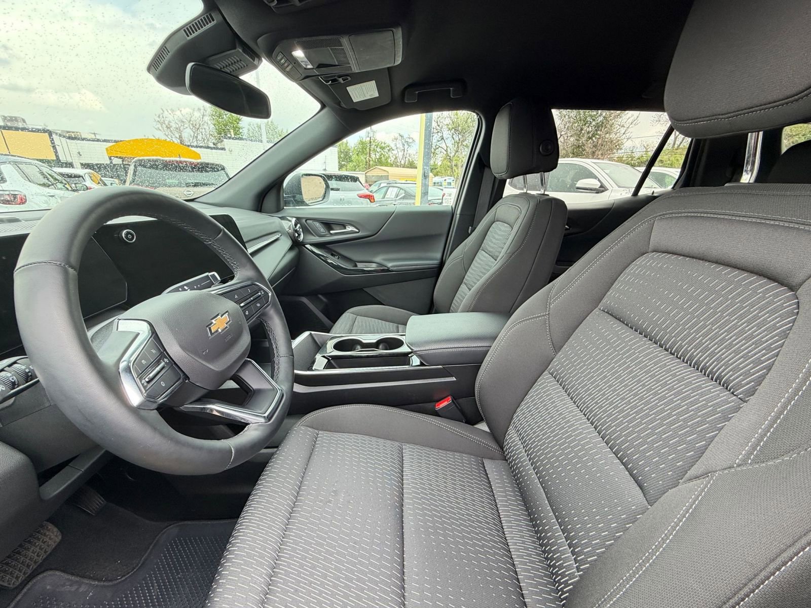 Thumbnail: 2025 Chevrolet Equinox - 25
