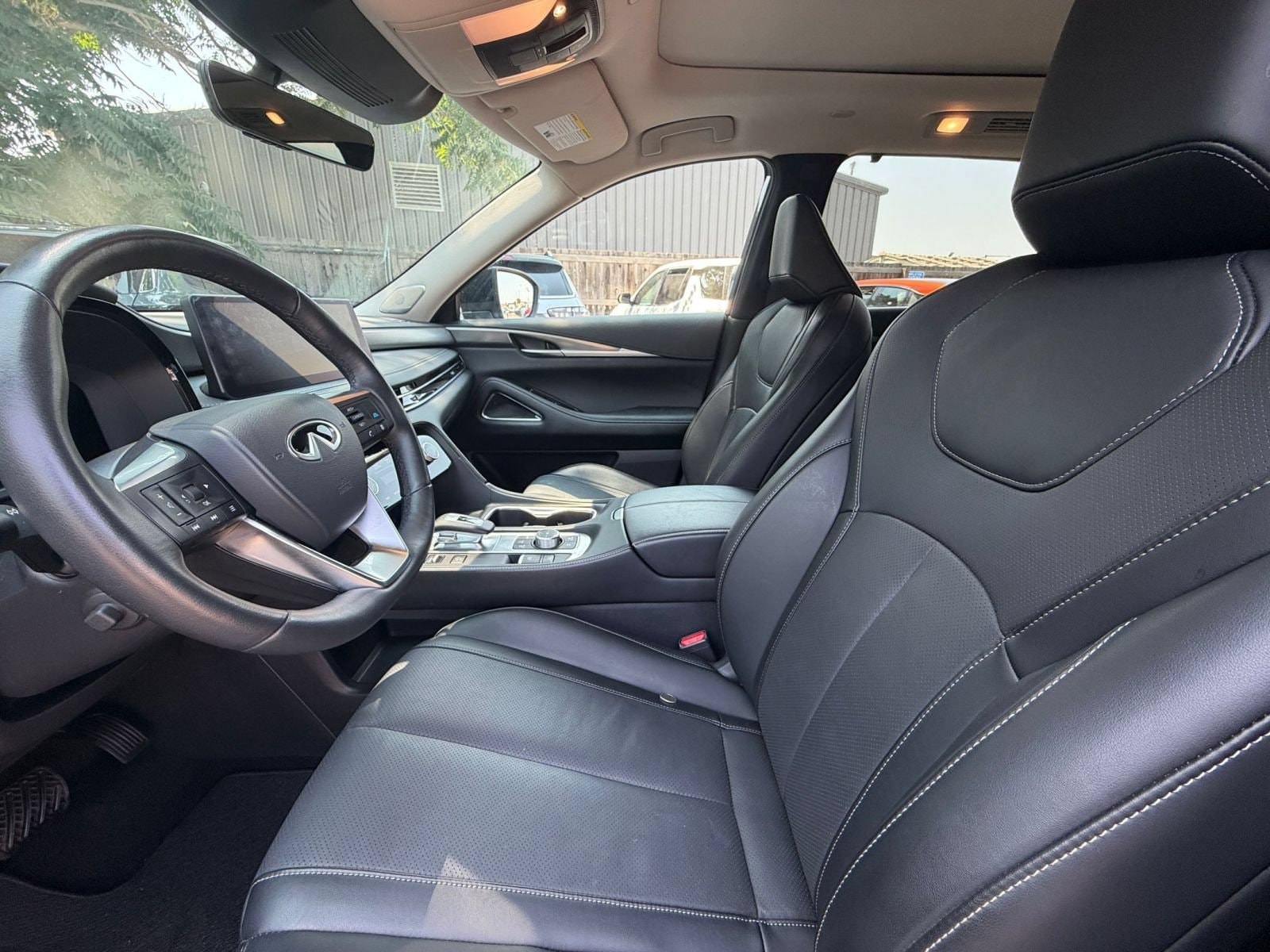 Thumbnail: 2026 INFINITI QX60 - 30