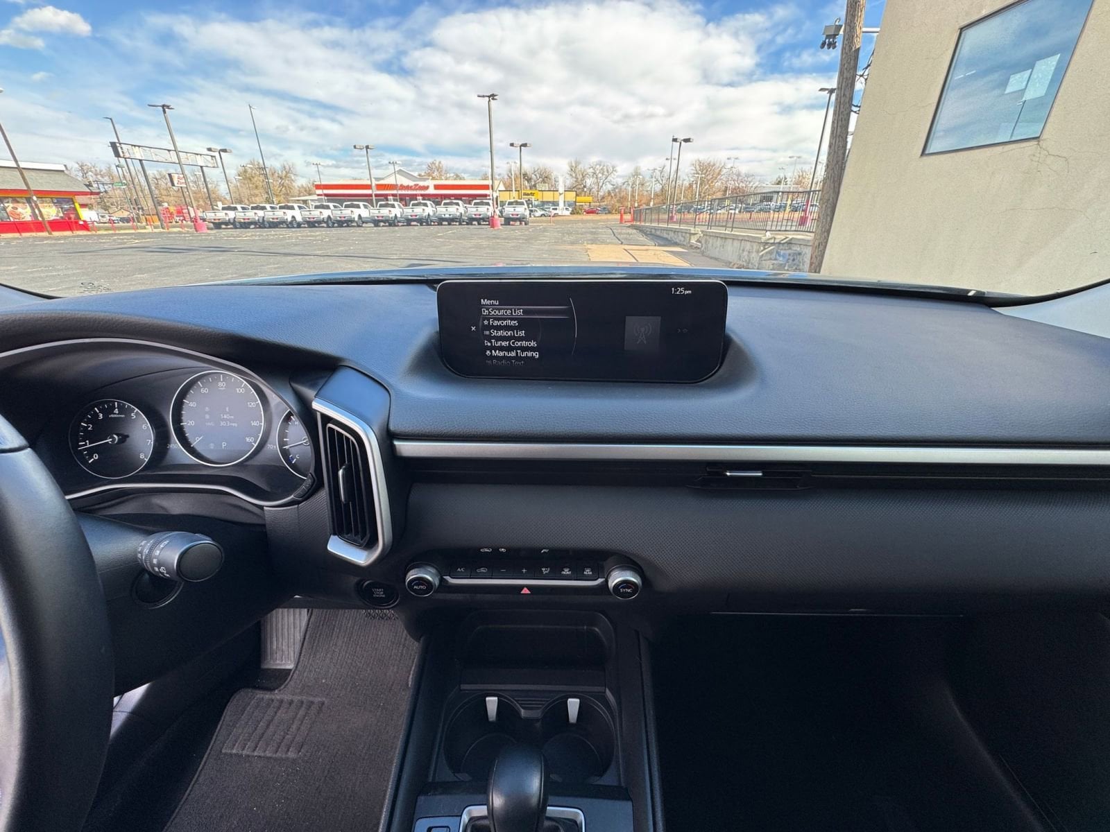 Thumbnail: 2025 Mazda CX-50 - 18