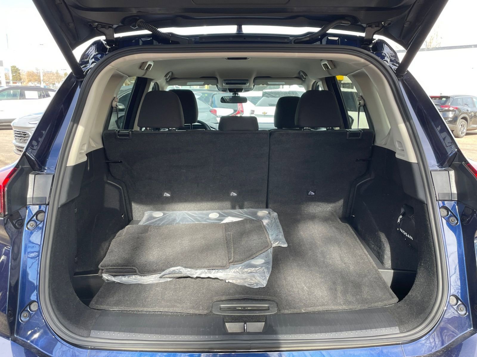 Thumbnail: 2025 Nissan Rogue - 33