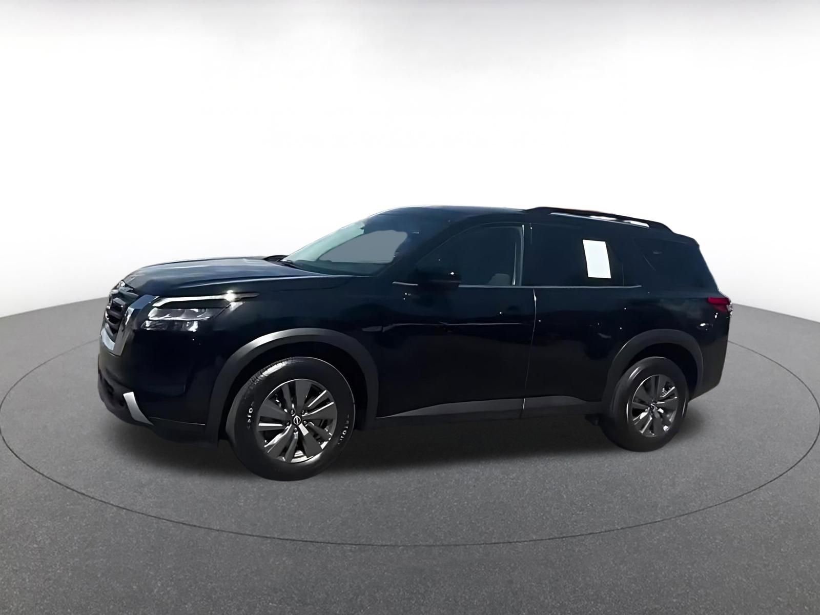Thumbnail: 2025 Nissan Pathfinder - 8