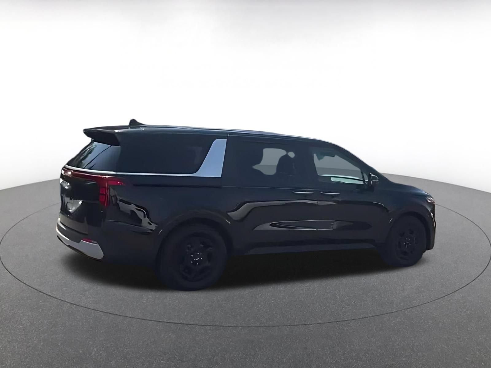 Thumbnail: 2026 Kia Carnival - 14