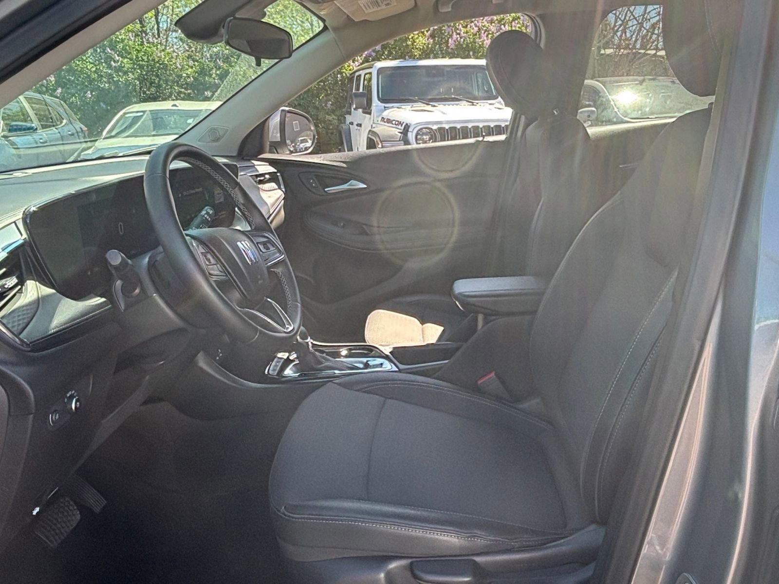 Thumbnail: 2025 Buick Encore GX - 23