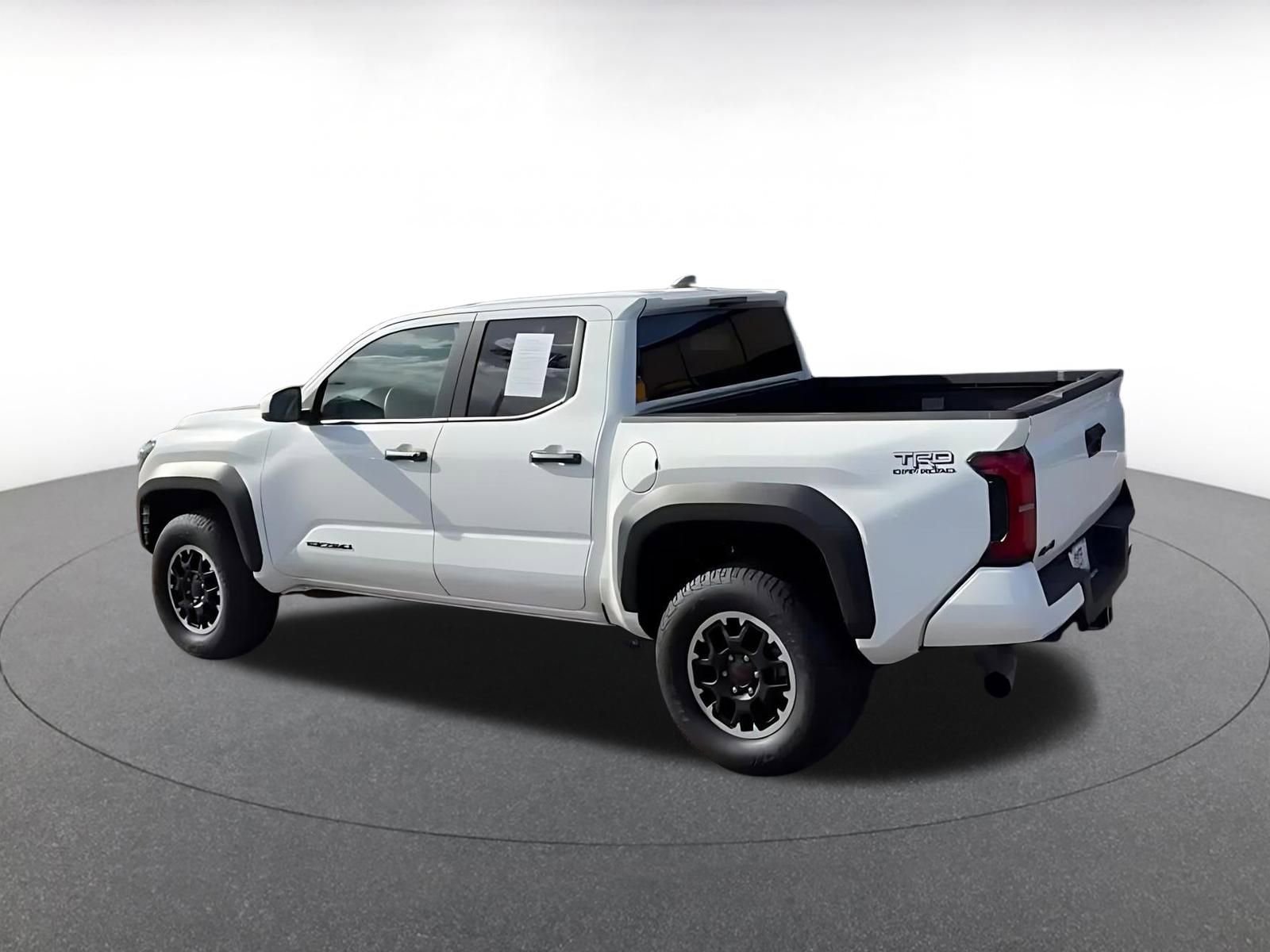 Thumbnail: 2025 Toyota Tacoma - 9