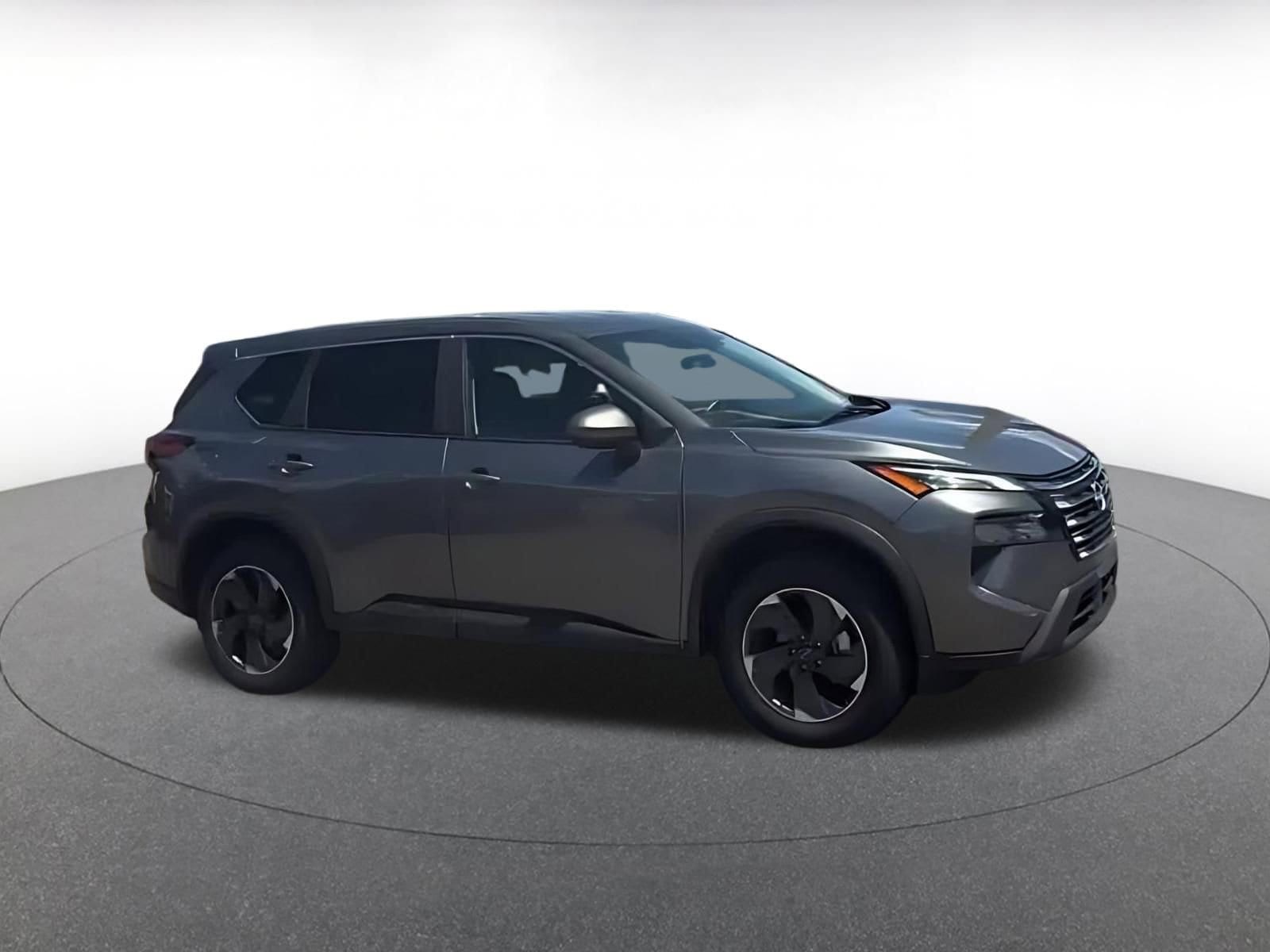 Thumbnail: 2025 Nissan Rogue - 2